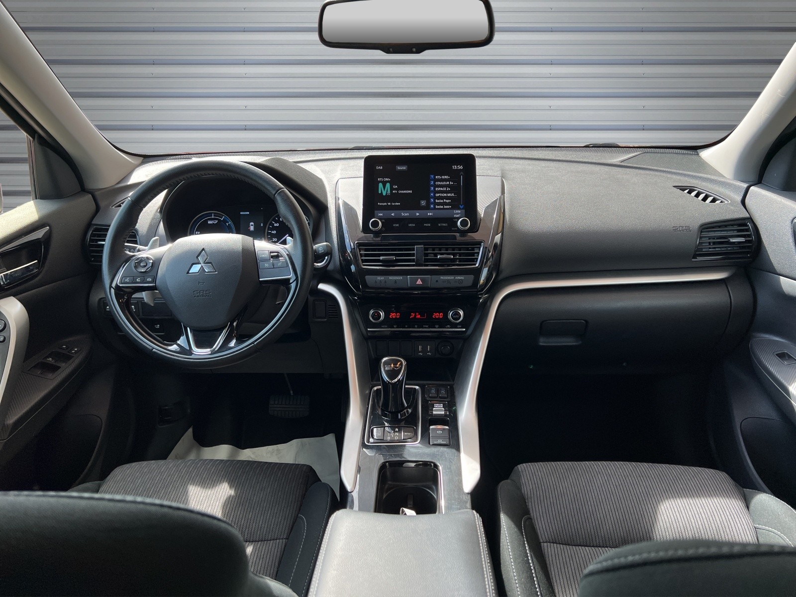 MITSUBISHI Eclipse Cross 2.4 PHEV Value 4WD-image-6