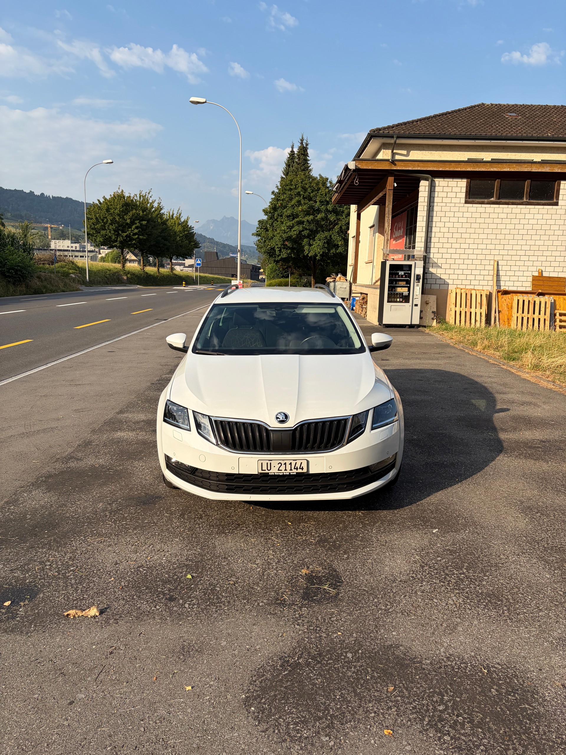 SKODA 2.0 TDI 184 Ambition 4x4 DSG-image-2