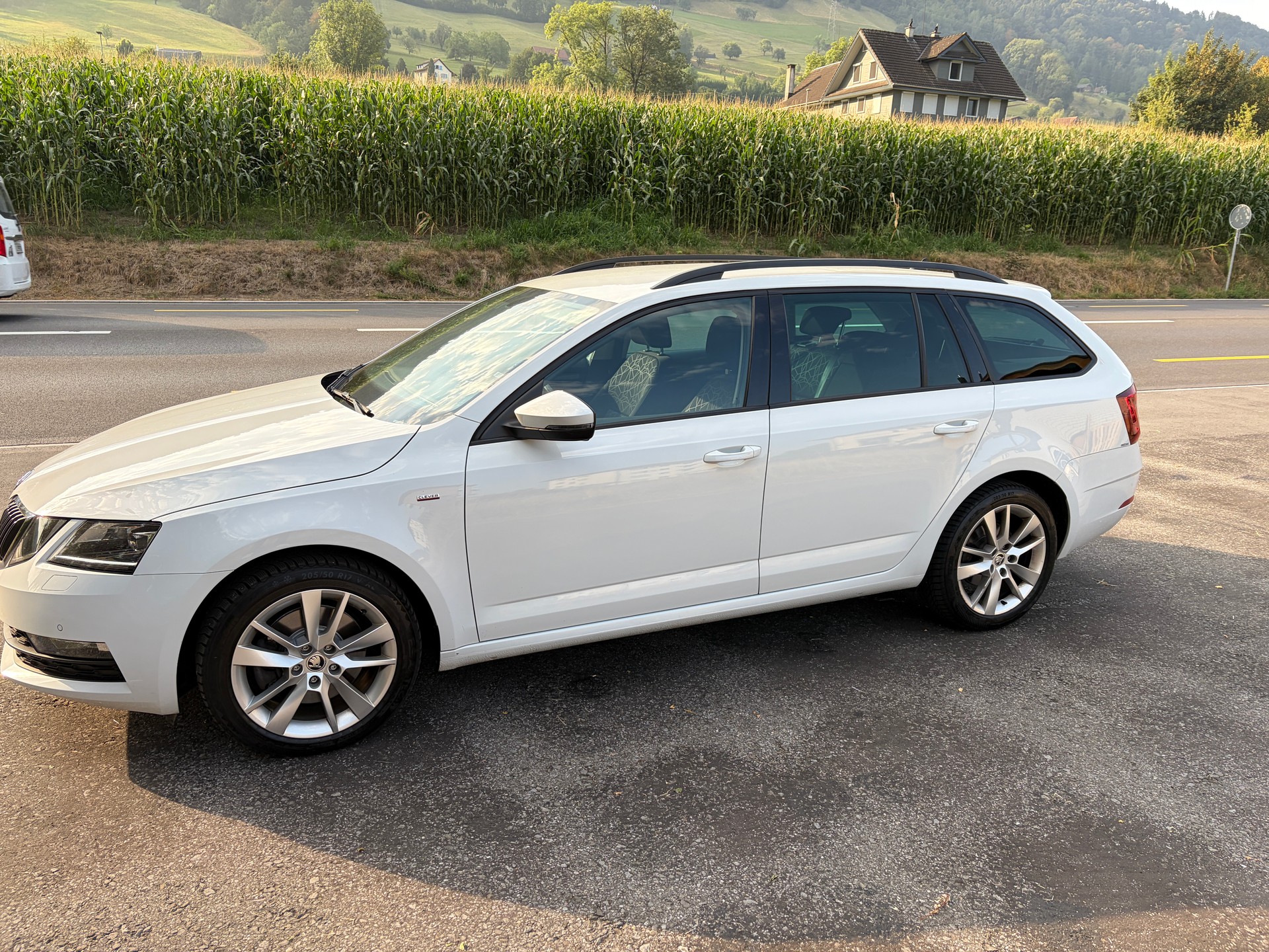 SKODA 2.0 TDI 184 Ambition 4x4 DSG-image-0