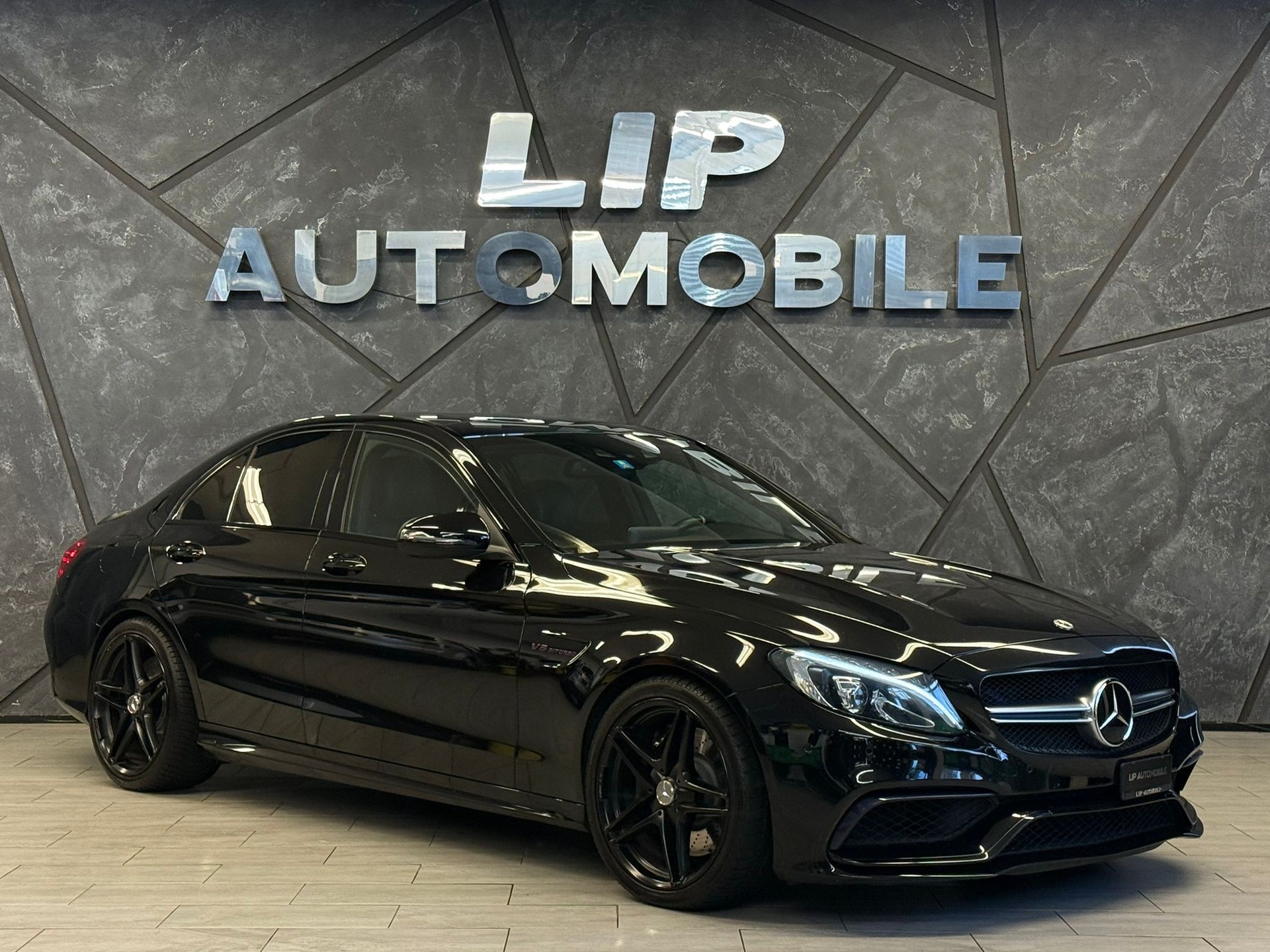 MERCEDES-BENZ C 63 AMG Speedshift-image-2