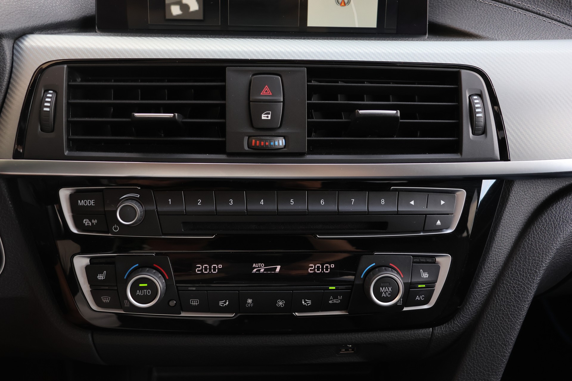 BMW 330d xDrive Touring Edition M Sport Steptronic (CH)-image-14