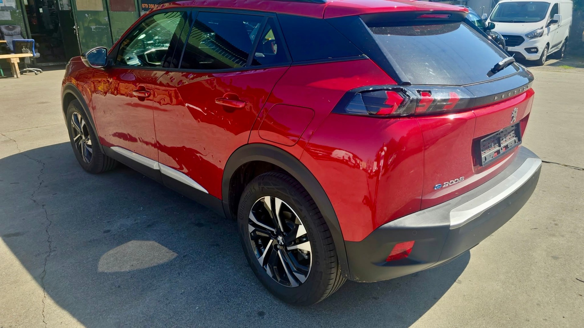 PEUGEOT 2008 e Allure Pack-image-2
