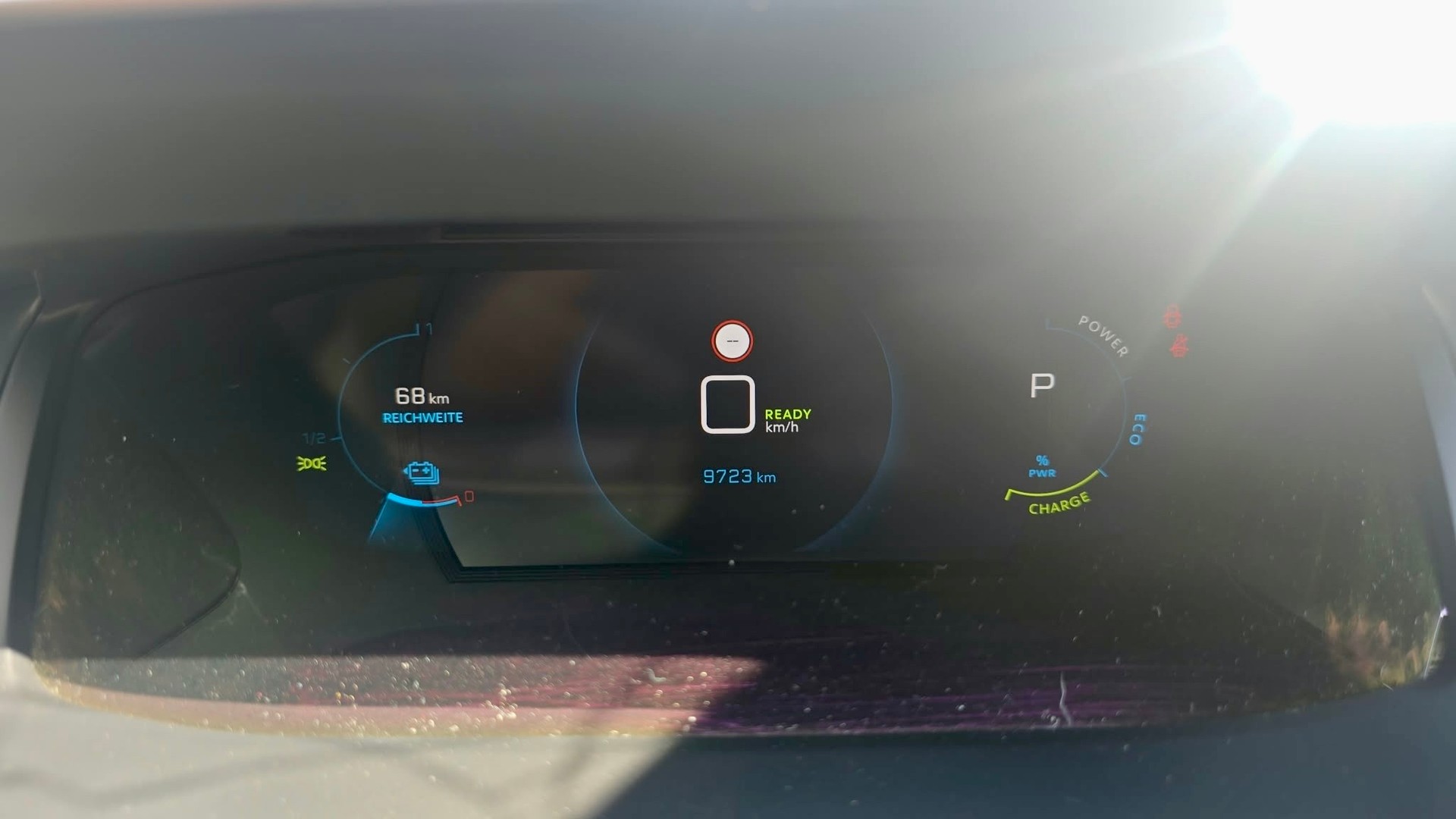 PEUGEOT 2008 e Allure Pack-image-14