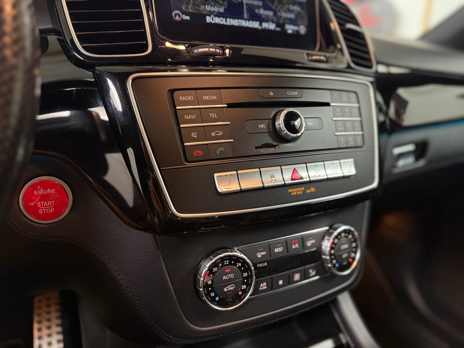 MERCEDES-BENZ GLE 350 d 4Matic 9G-Tronic-image-14