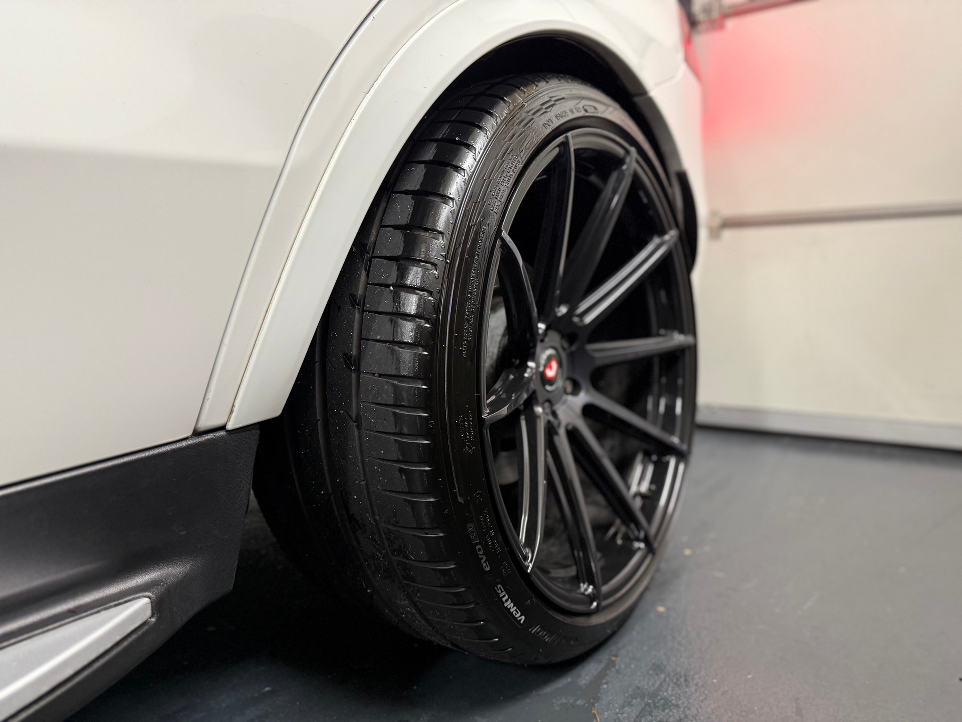 MERCEDES-BENZ GLE 350 d 4Matic 9G-Tronic-image-19