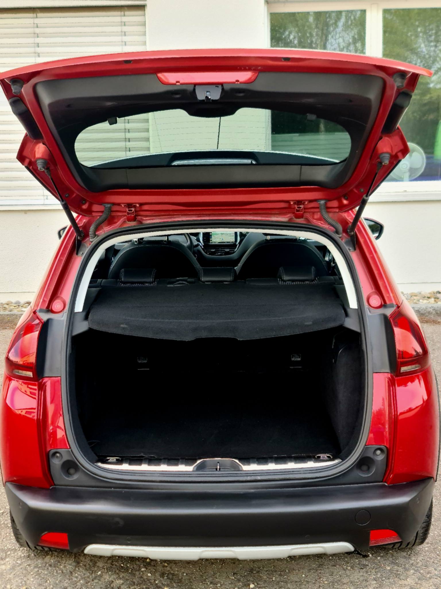 PEUGEOT 2008 1.2 PureTech Active EAT6-image-10