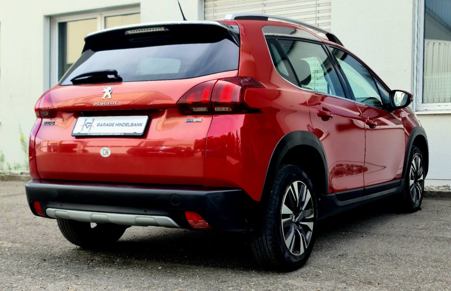 PEUGEOT 2008 1.2 PureTech Active EAT6-image-7