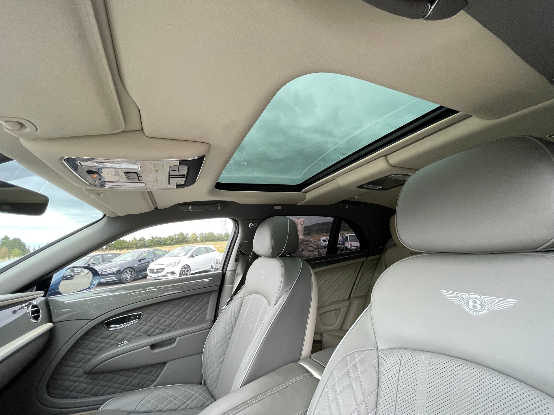 BENTLEY Mulsanne Speed*1 of 50-image-12