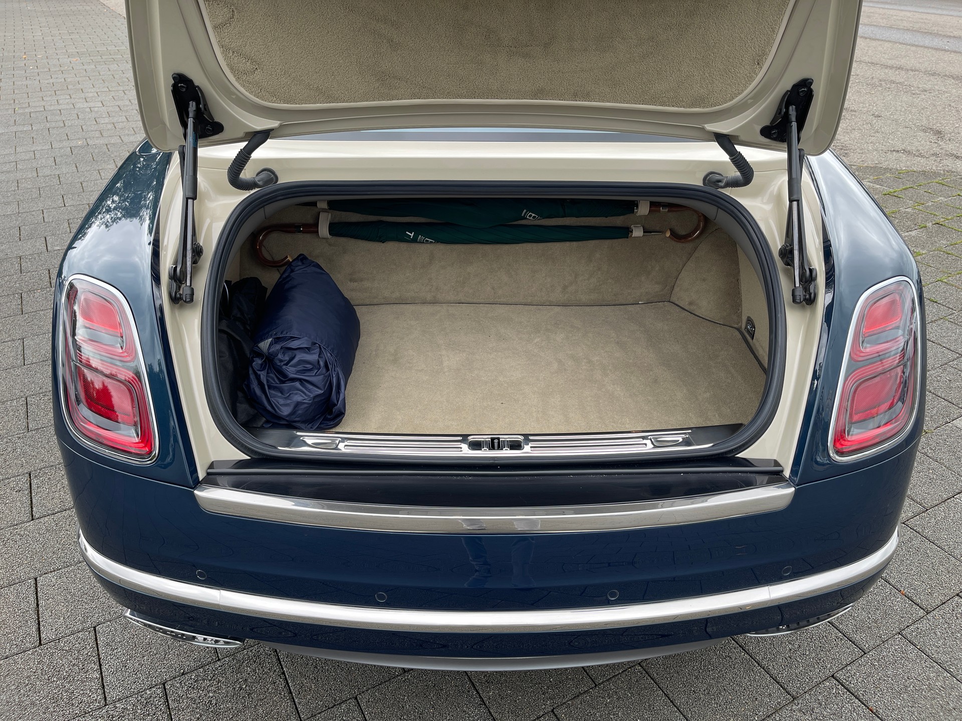 BENTLEY Mulsanne Speed*1 of 50-image-14