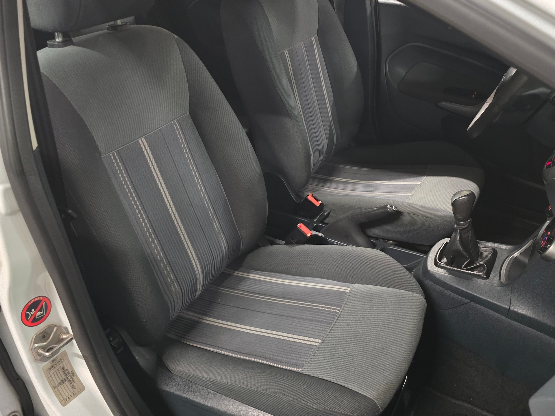 FORD Fiesta 1.25 16V Trend-image-9