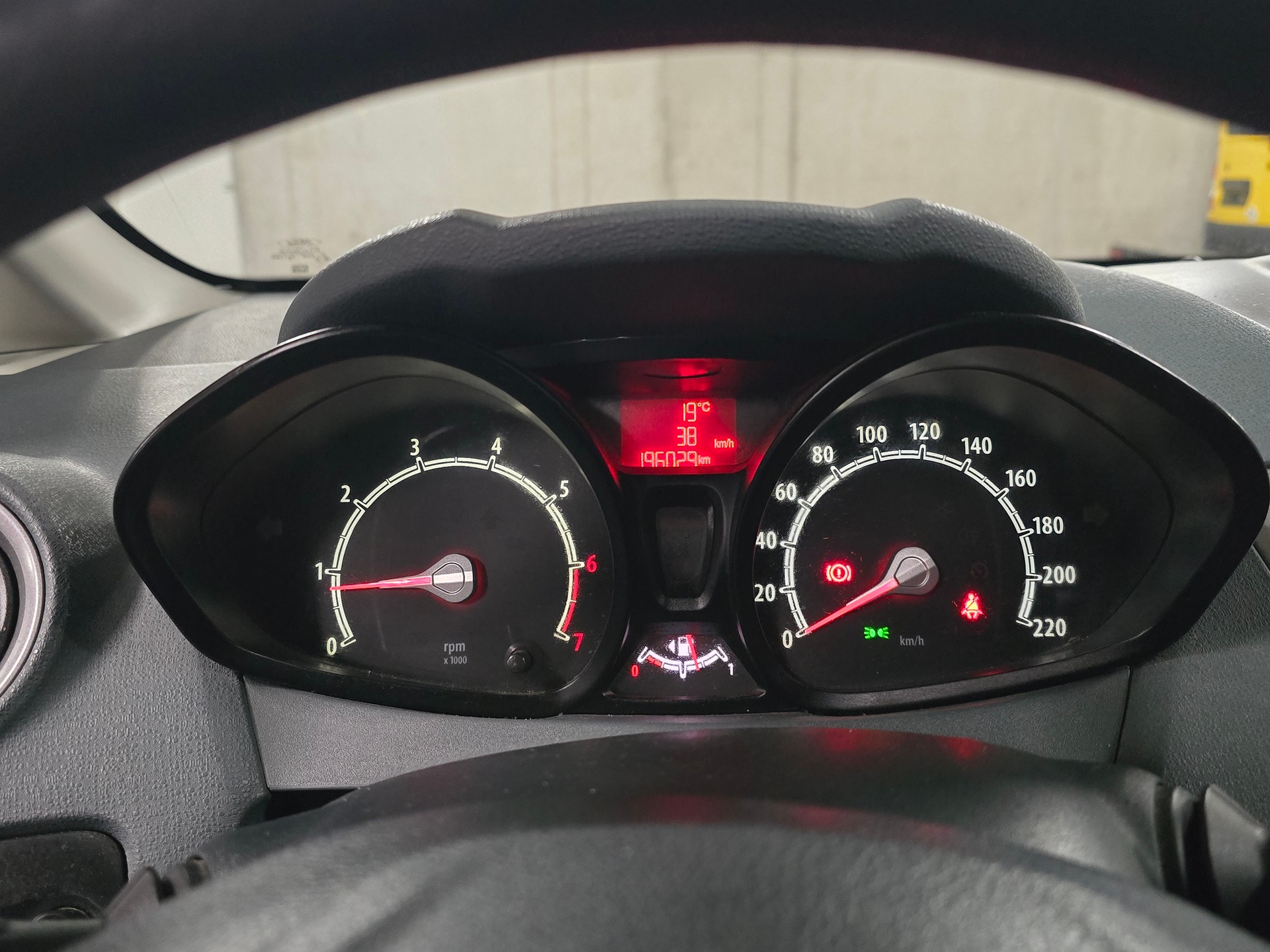 FORD Fiesta 1.25 16V Trend-image-12