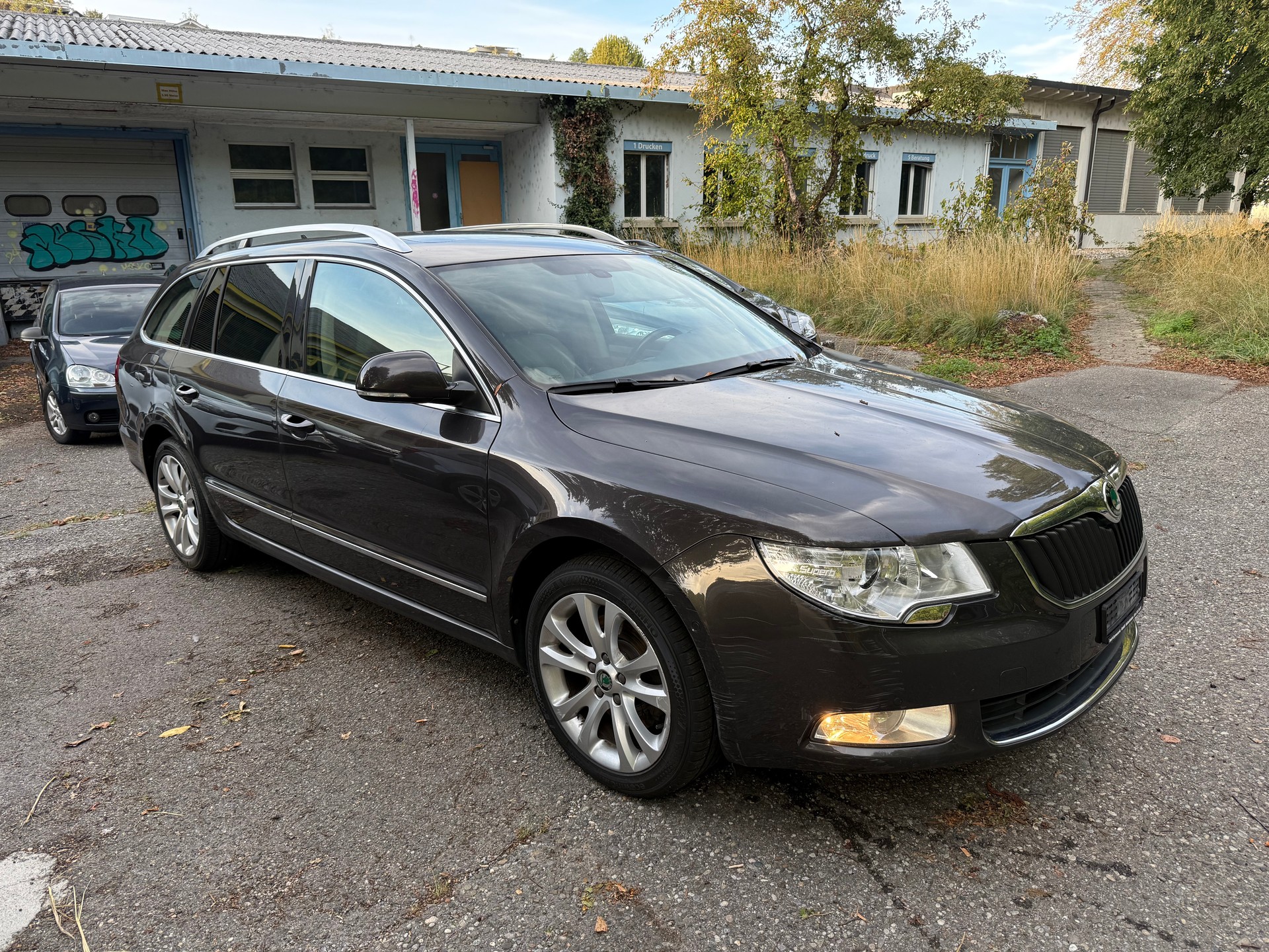 SKODA Superb Combi 2.0 TDi Ambition 4x4 DSG-image-1