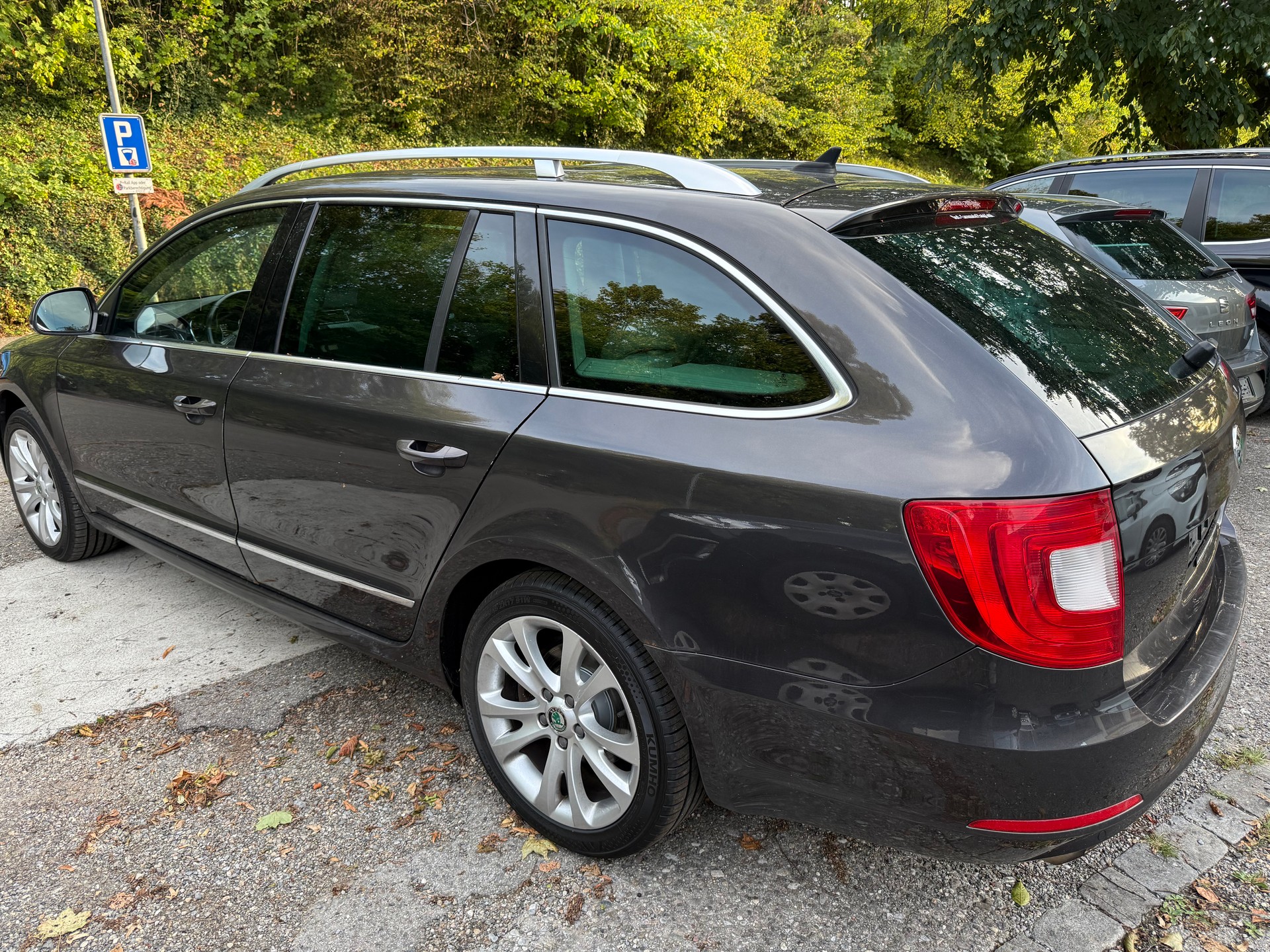 SKODA Superb Combi 2.0 TDi Ambition 4x4 DSG-image-5