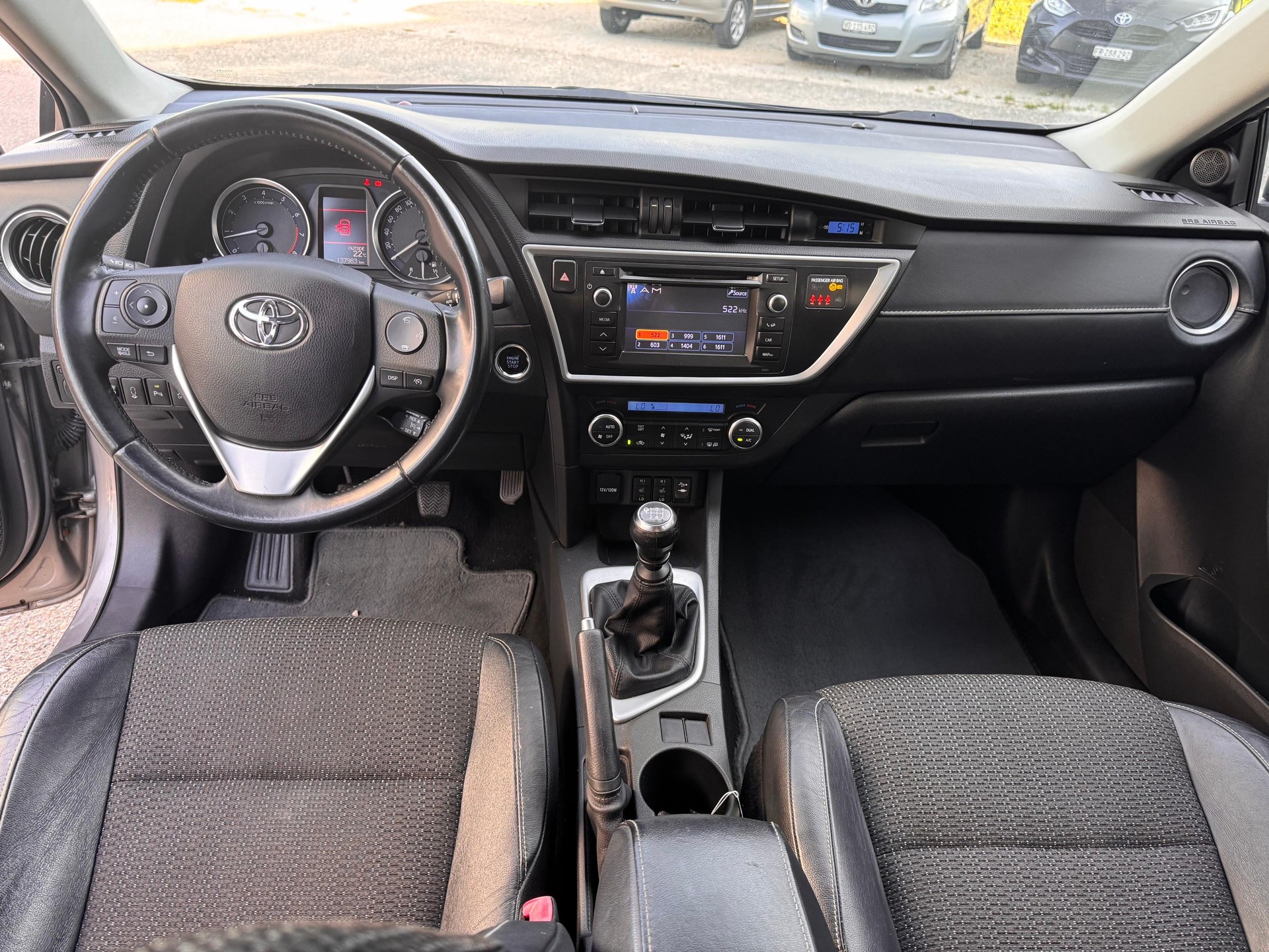 TOYOTA Auris 1.6 VMa Linea Sol-image-5