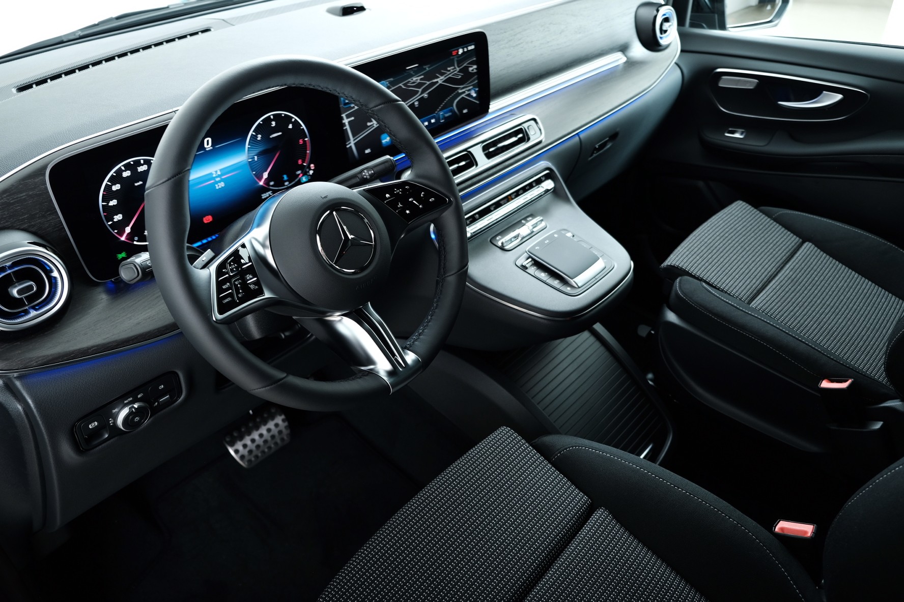 MERCEDES-BENZ V 250 d lang 4Matic Trend W447-image-7