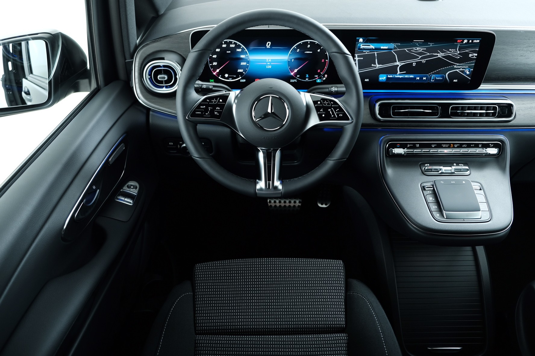 MERCEDES-BENZ V 250 d lang 4Matic Trend W447-image-4