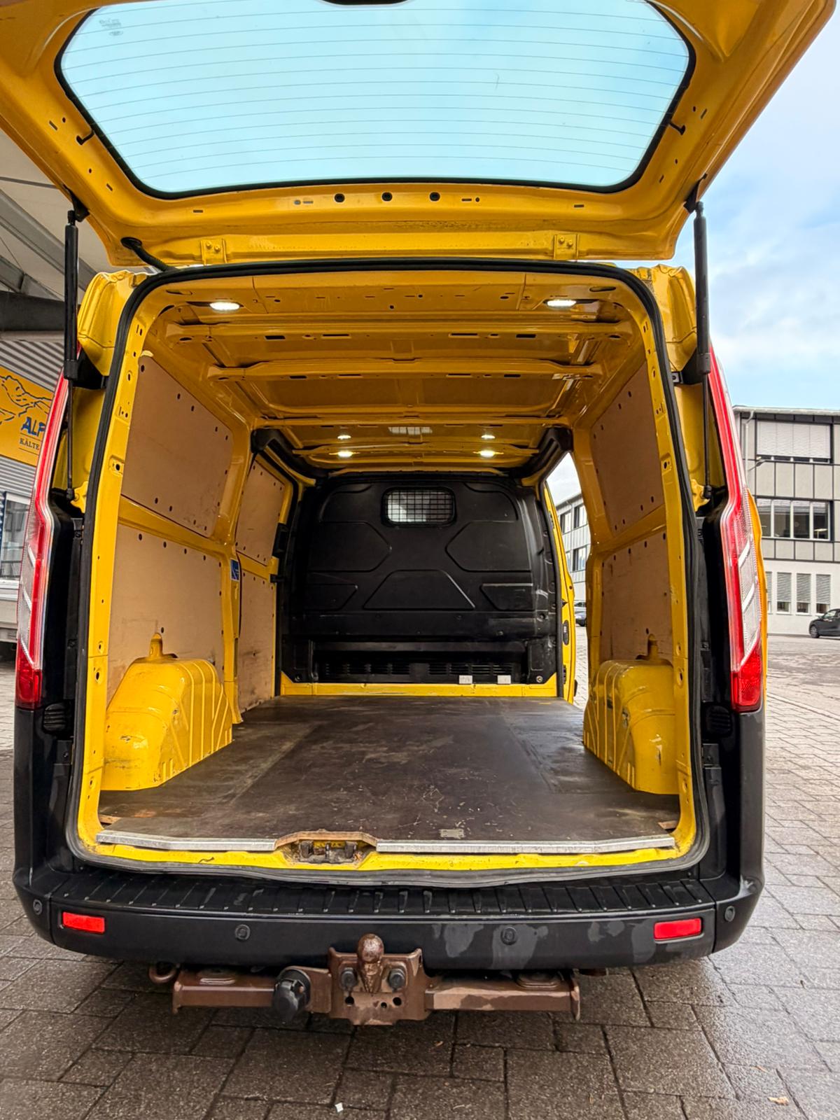 FORD TRANSIT CUSTOM-image-3