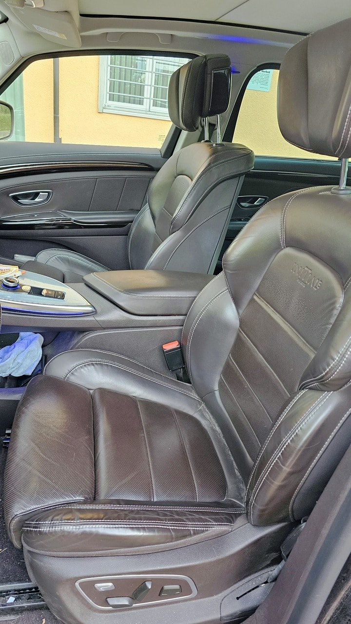 RENAULT 2.0 Blue dCi 200 Initiale EDC-image-4