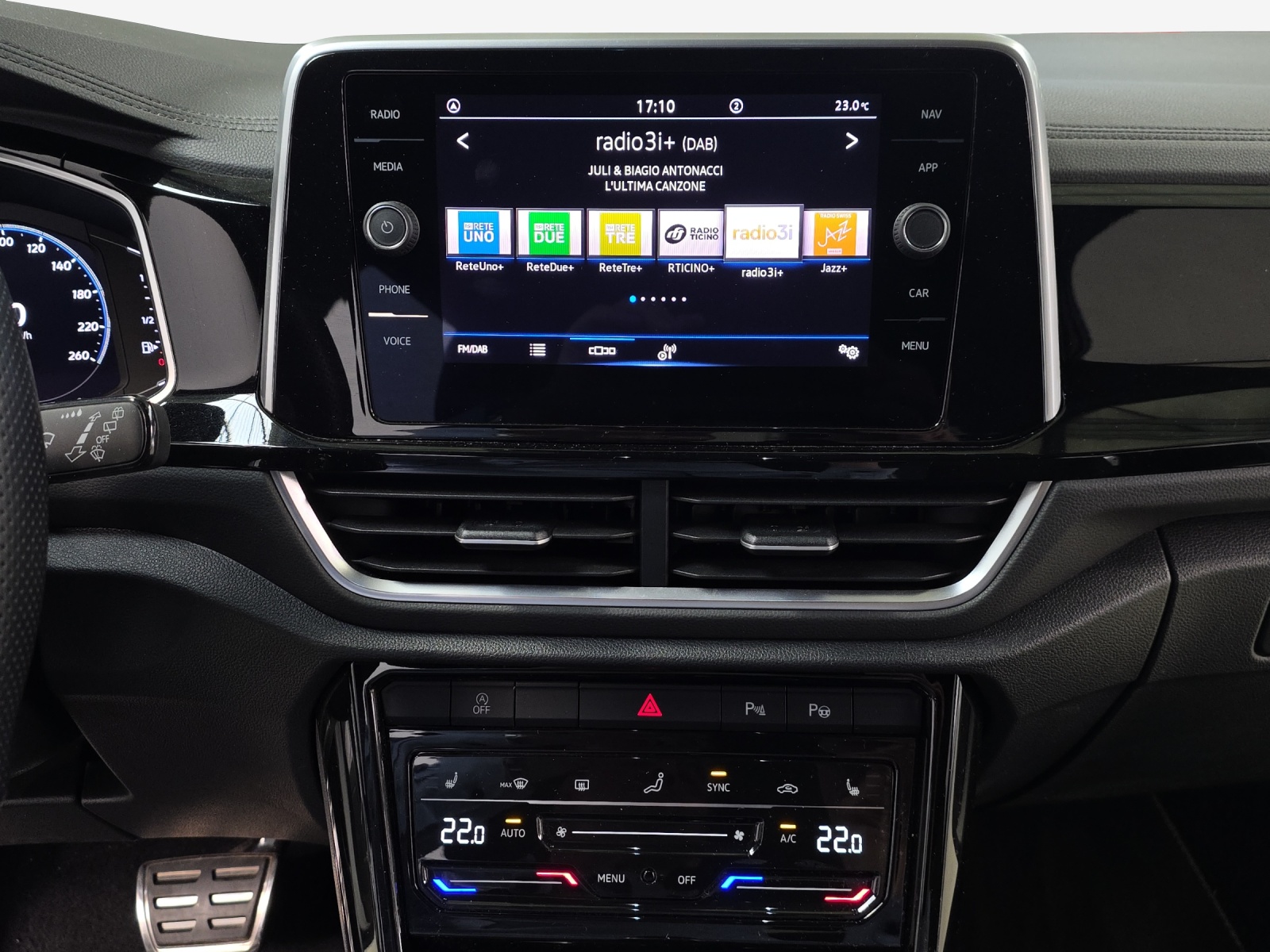 VW T-Roc 1.5 TSI EVO R-Line DSG-image-10