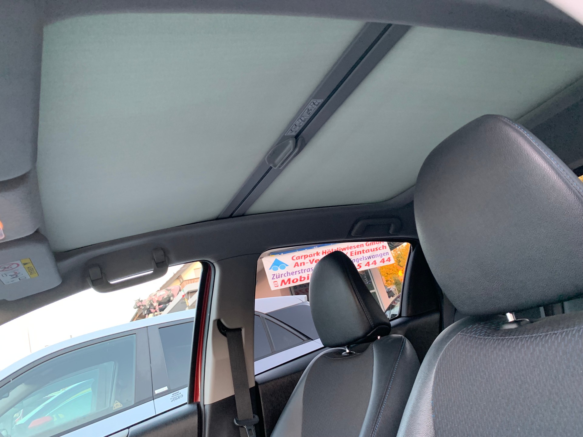 TOYOTA Yaris 1.5 VVT-i Hybrid Sol Premium CVT-image-11