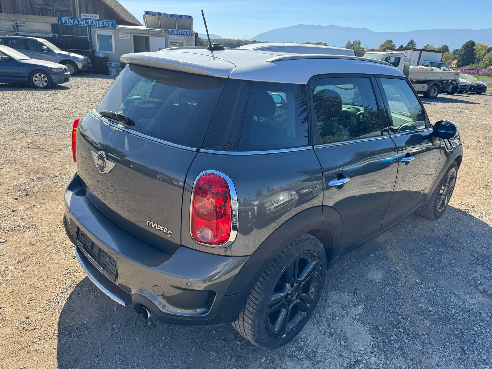 MINI Countryman Cooper S ALL4 Steptronic-image-3