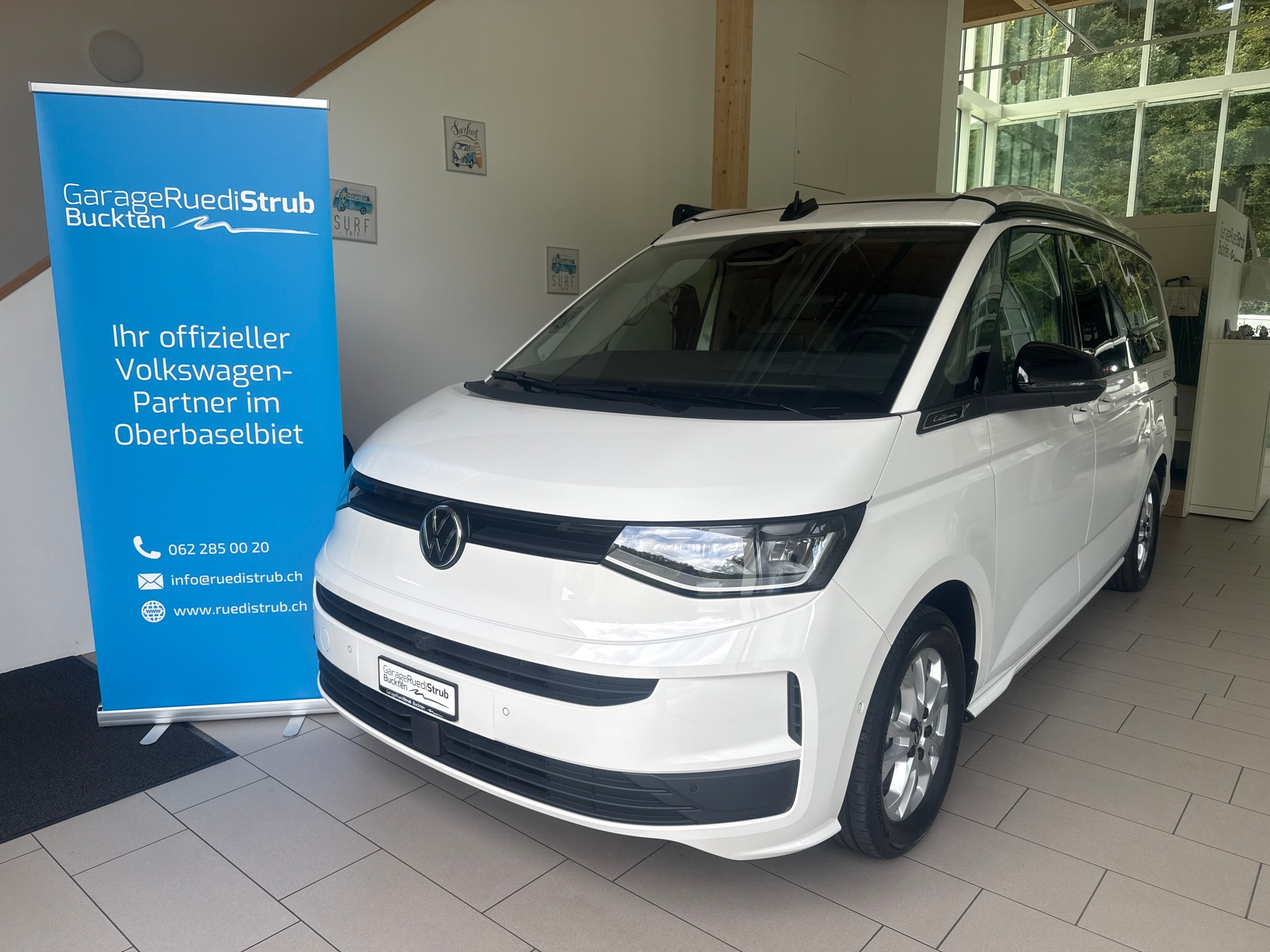 VW California1.5 TSI eHybrid Beach DSG Tour Liberty-image-1