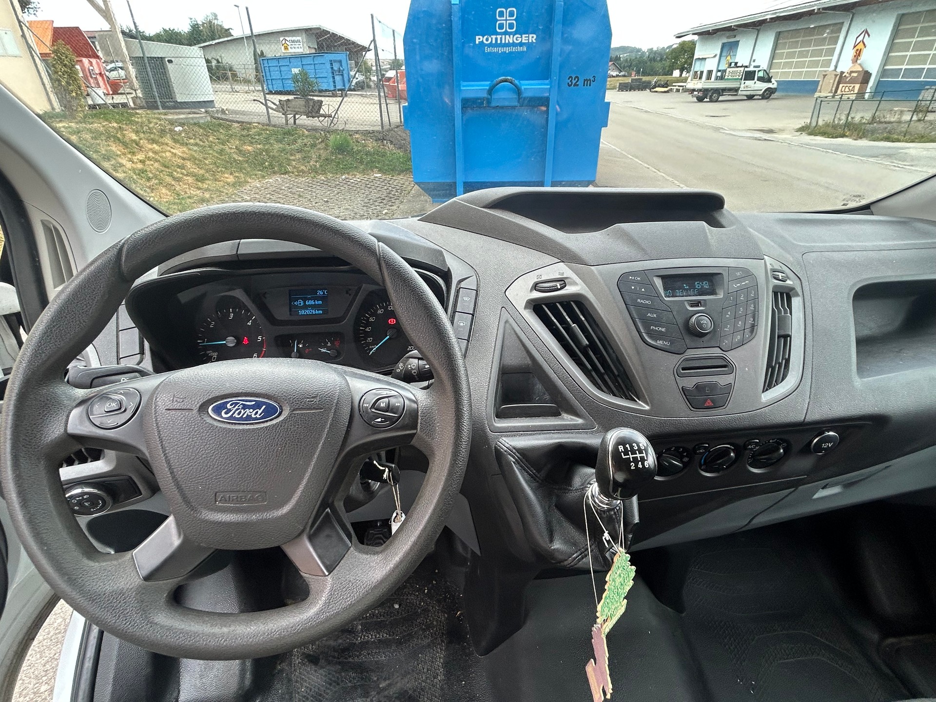 FORD Transit Custom Van 250 L1H1 Startup-image-11