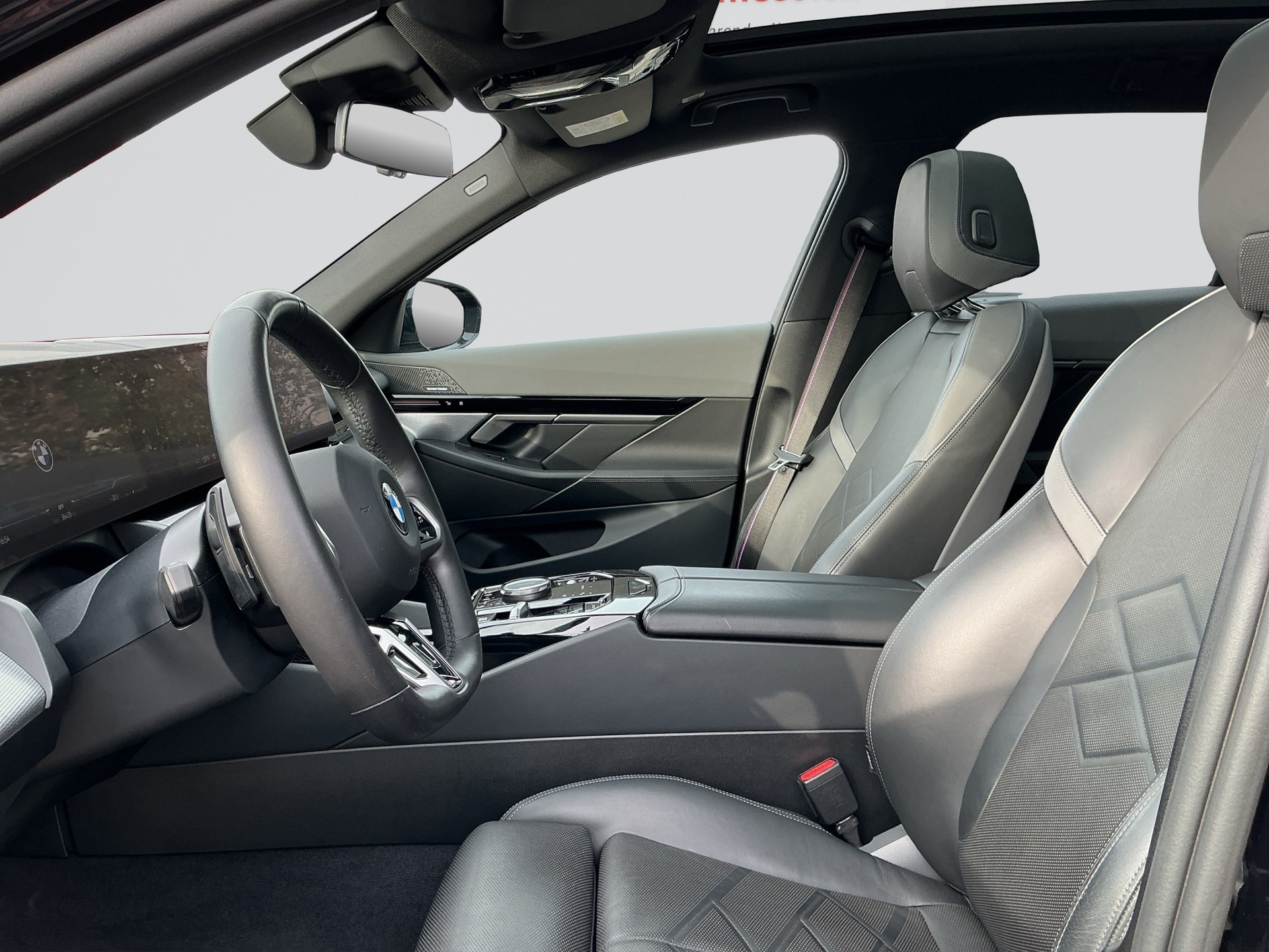 BMW 520d sDrive 48V Touring M Sport Pro Steptronic-image-5