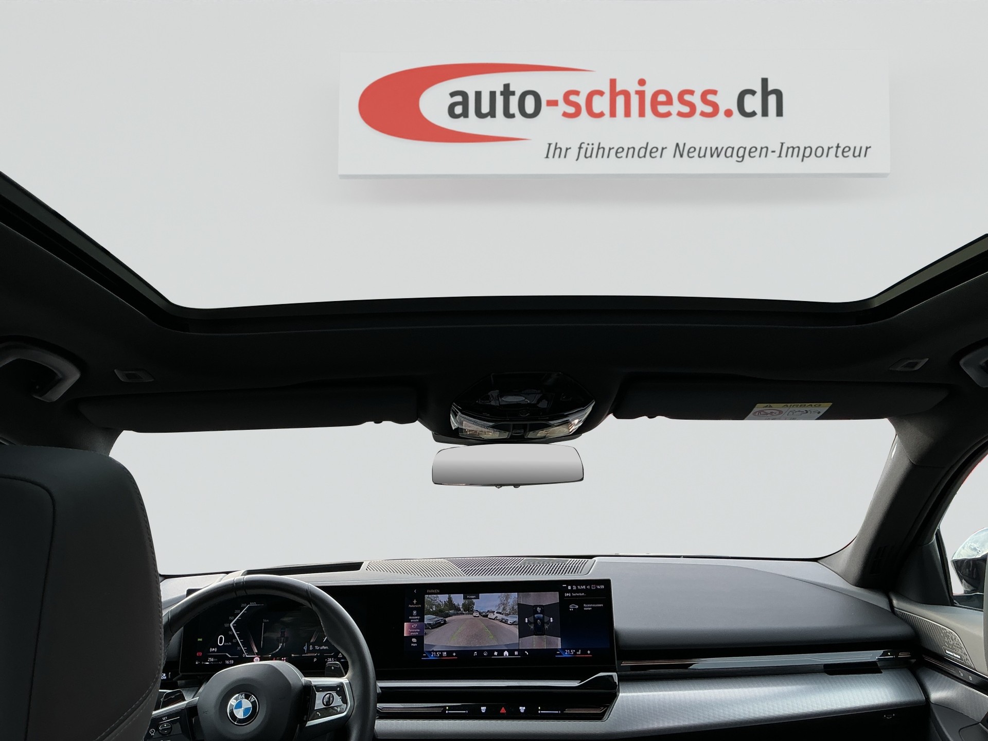 BMW 520d sDrive 48V Touring M Sport Pro Steptronic-image-14