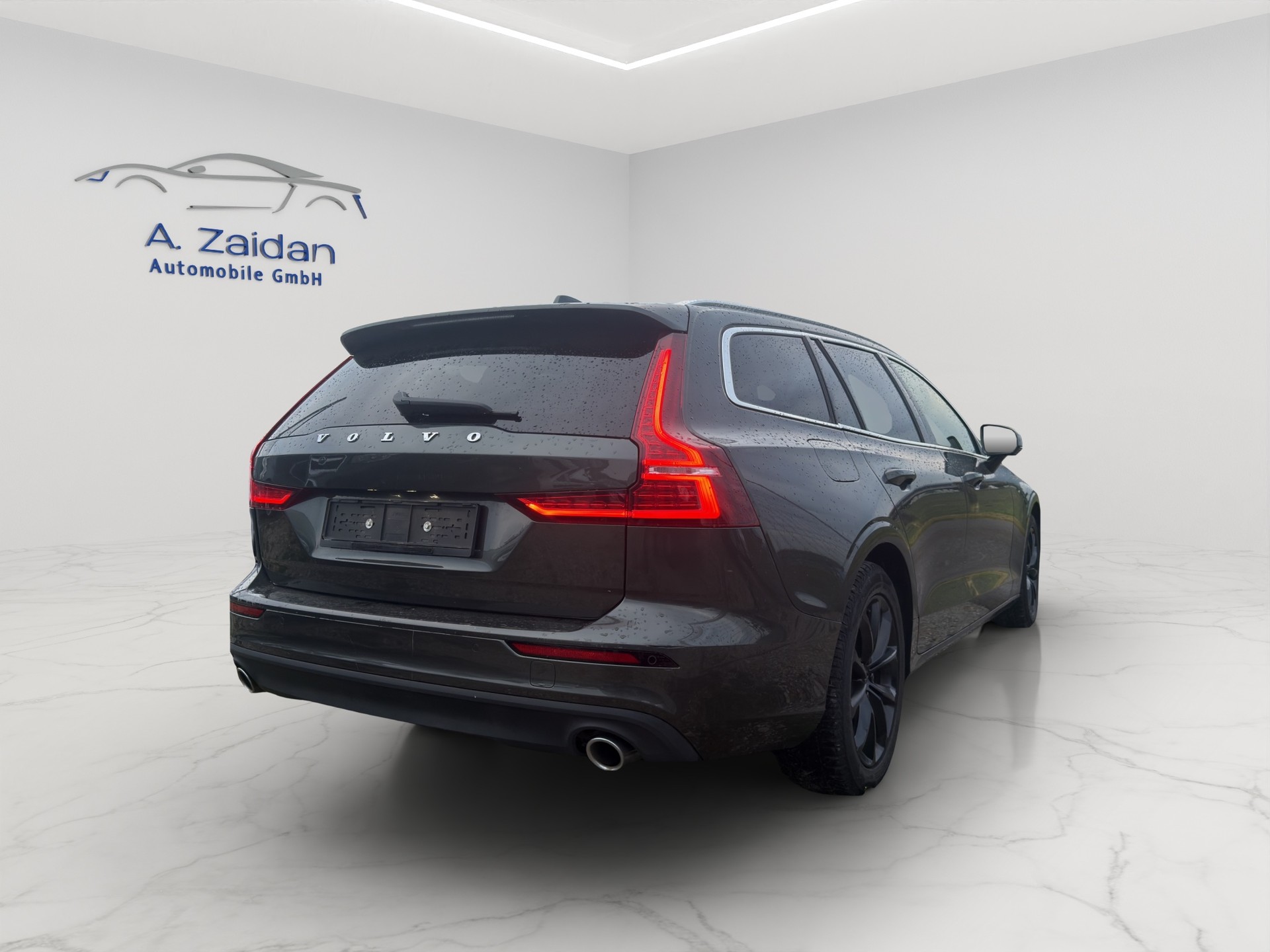 VOLVO V60 D4 AWD Inscription Geartronic-image-5