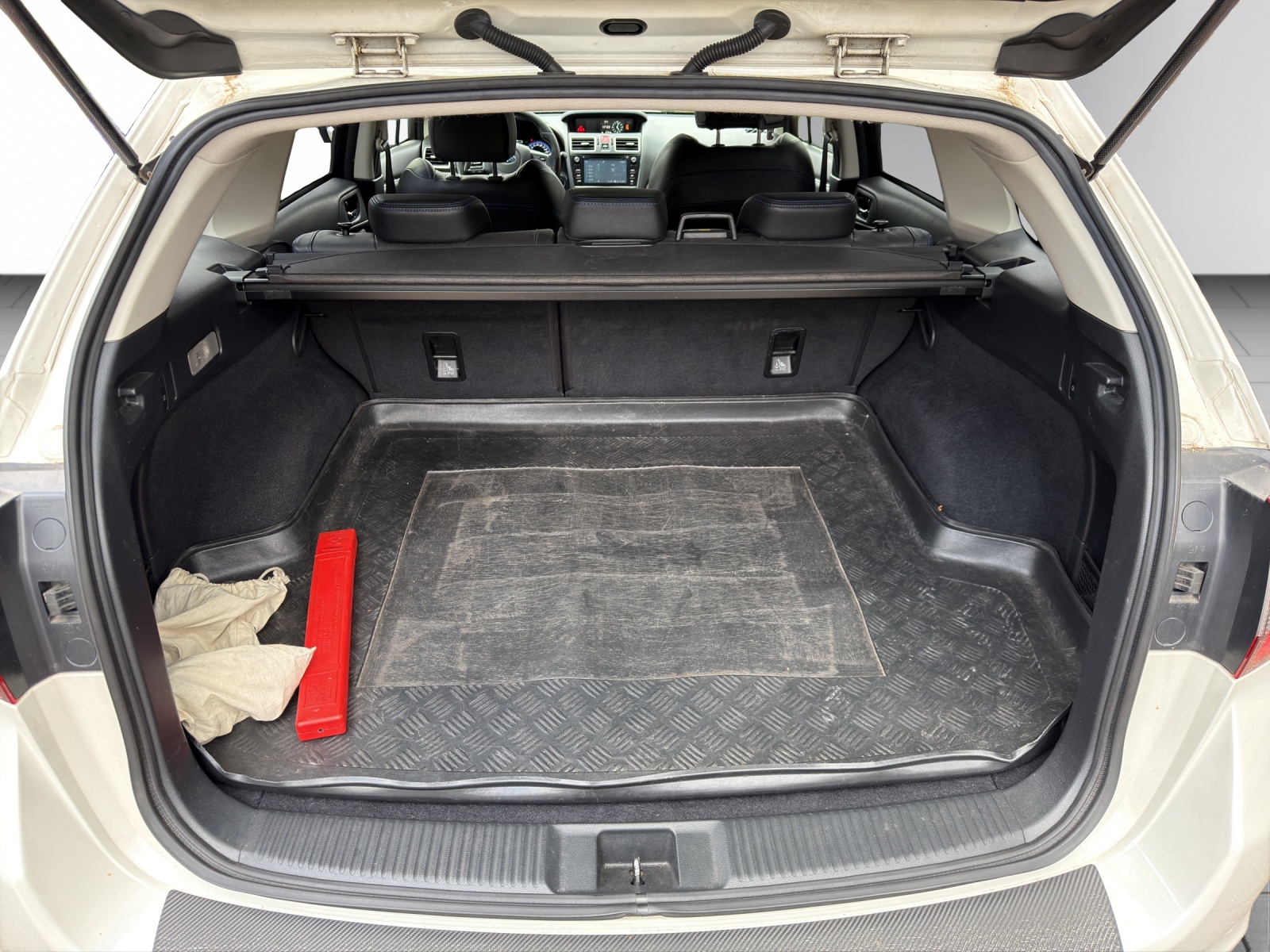SUBARU Levorg 1.6 DIT Luxury S-image-8