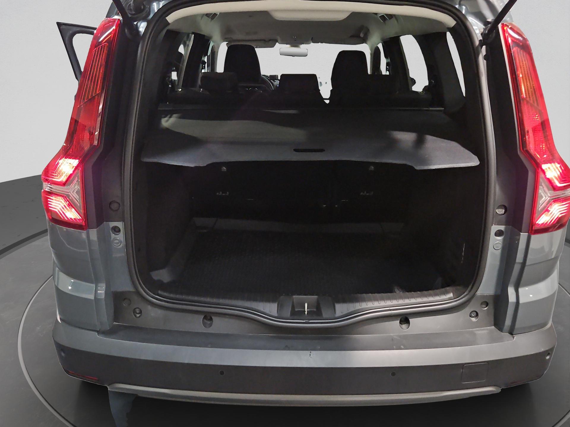 DACIA Jogger HEV 140 Extreme-image-15