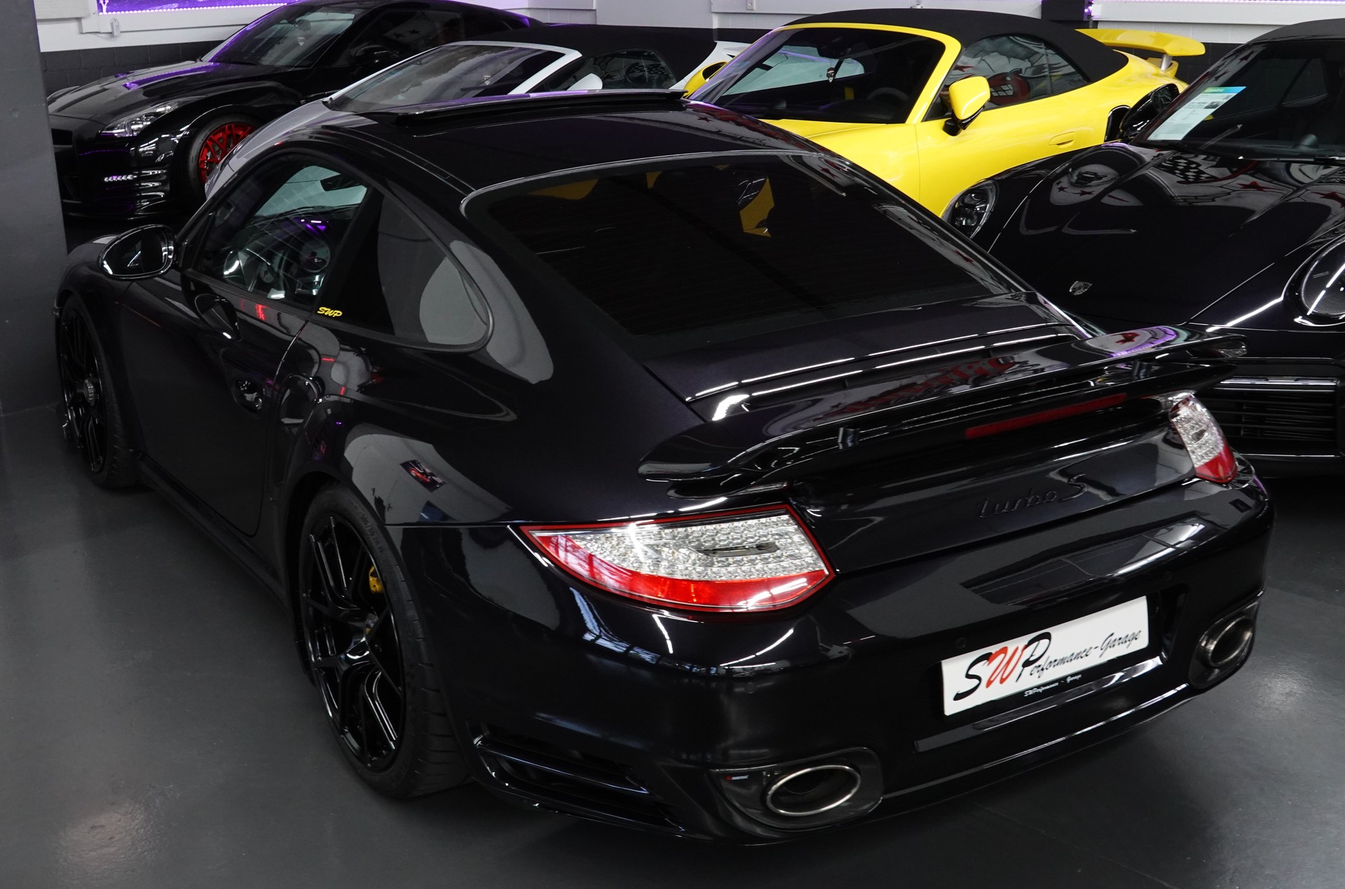 PORSCHE 911 TURBO S 997.2 PDK BLACK CH-FZ AKRAPOVIC KW-V3-image-13