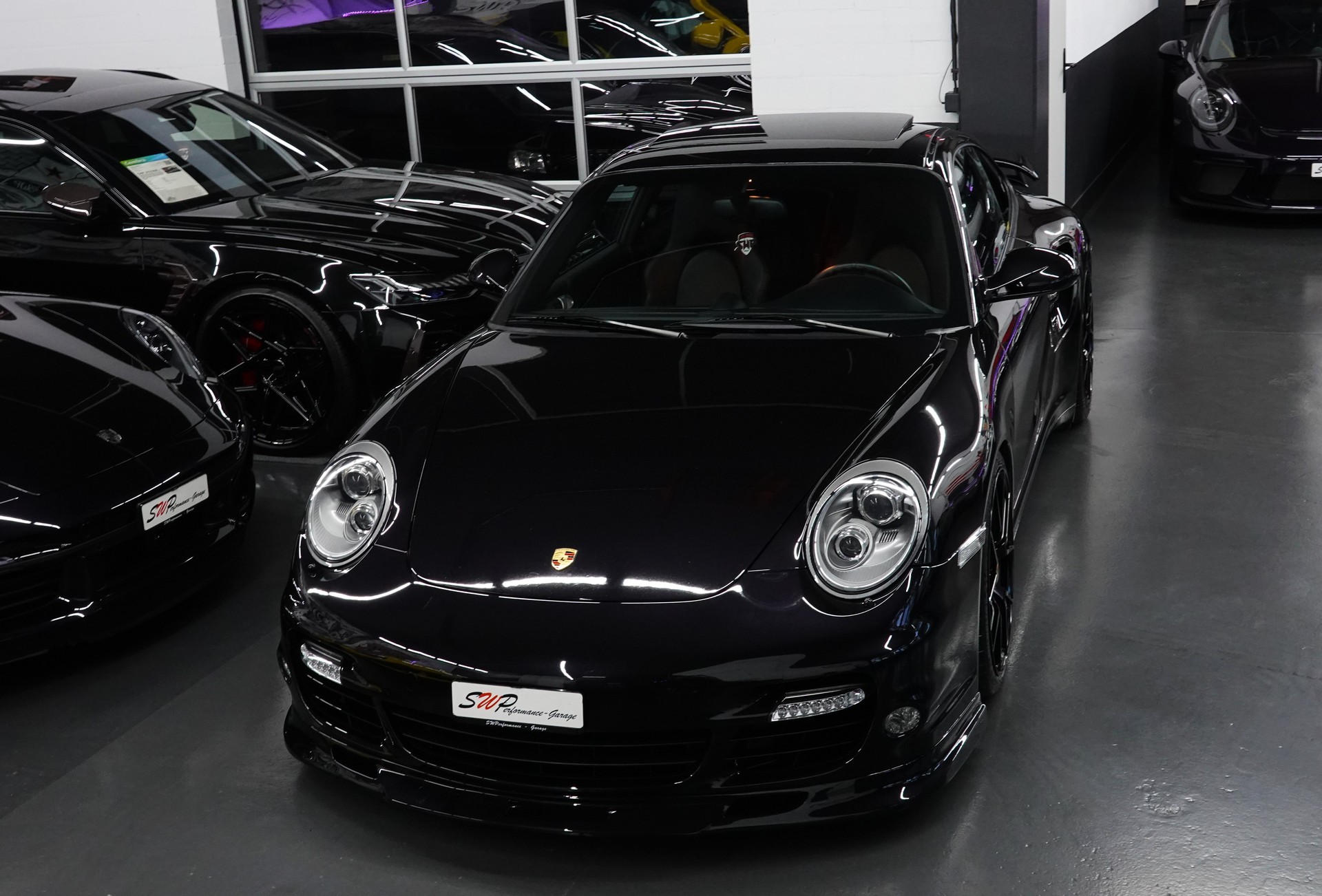PORSCHE 911 TURBO S 997.2 PDK BLACK CH-FZ AKRAPOVIC KW-V3-image-3