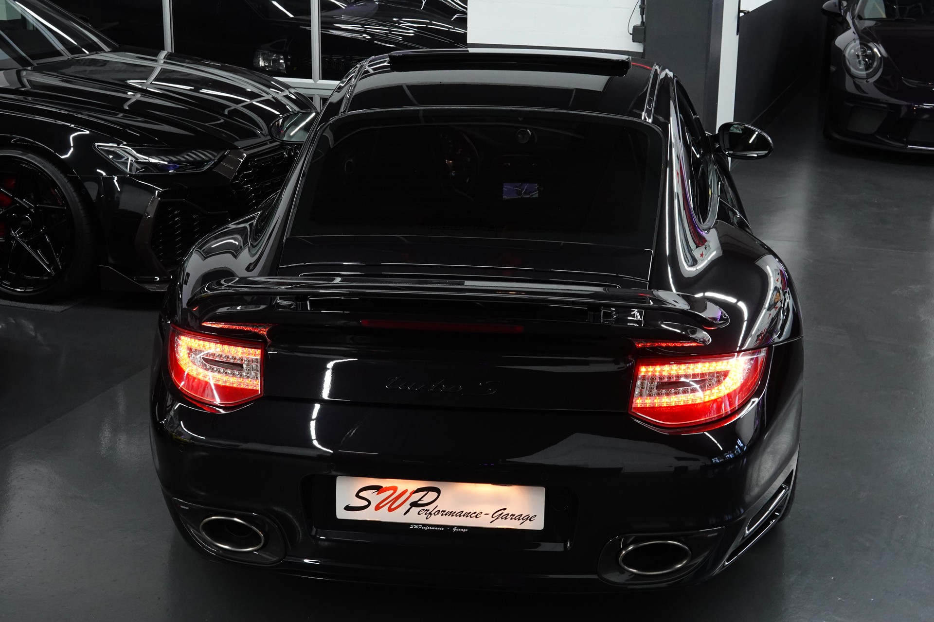 PORSCHE 911 TURBO S 997.2 PDK BLACK CH-FZ AKRAPOVIC KW-V3-image-29