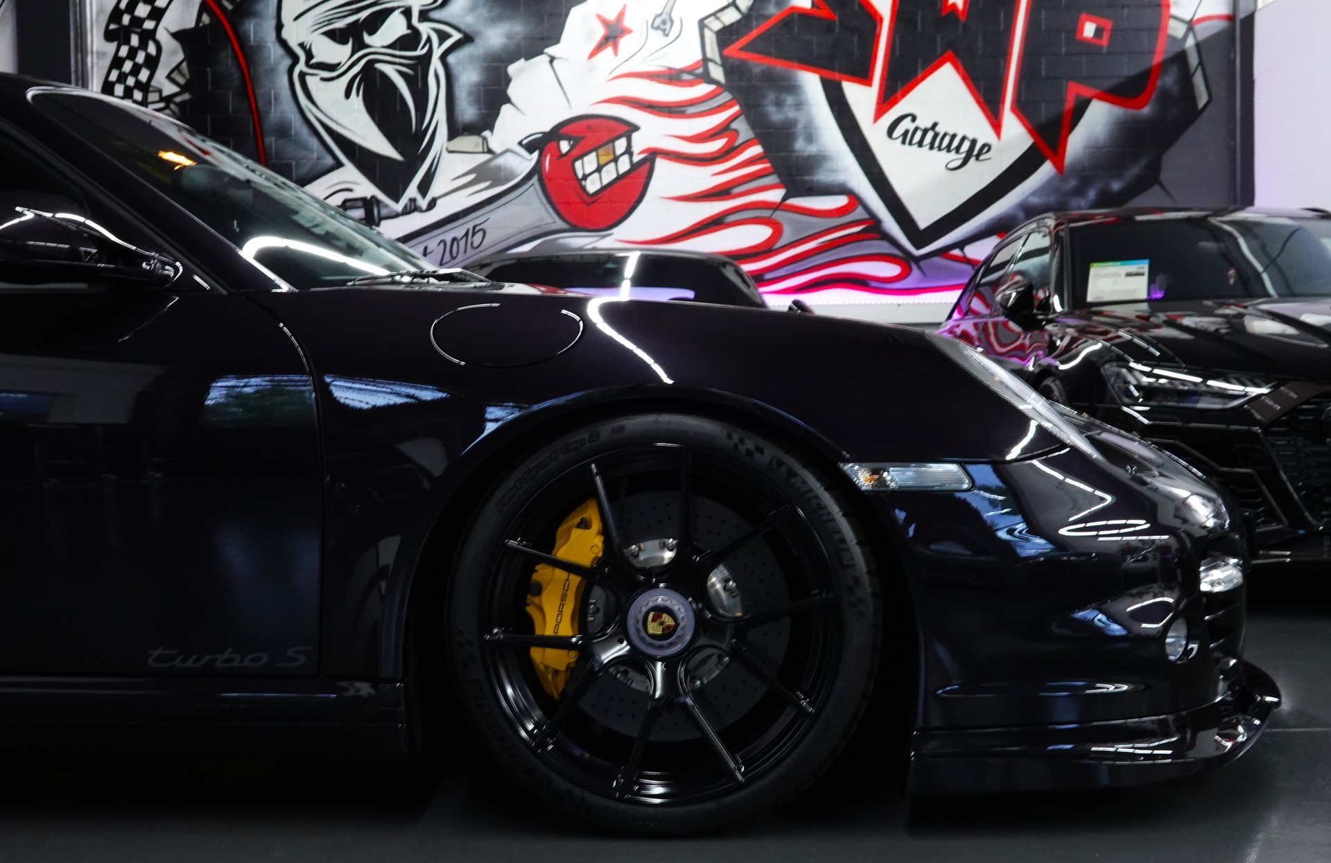 PORSCHE 911 TURBO S 997.2 PDK BLACK CH-FZ AKRAPOVIC KW-V3-image-19