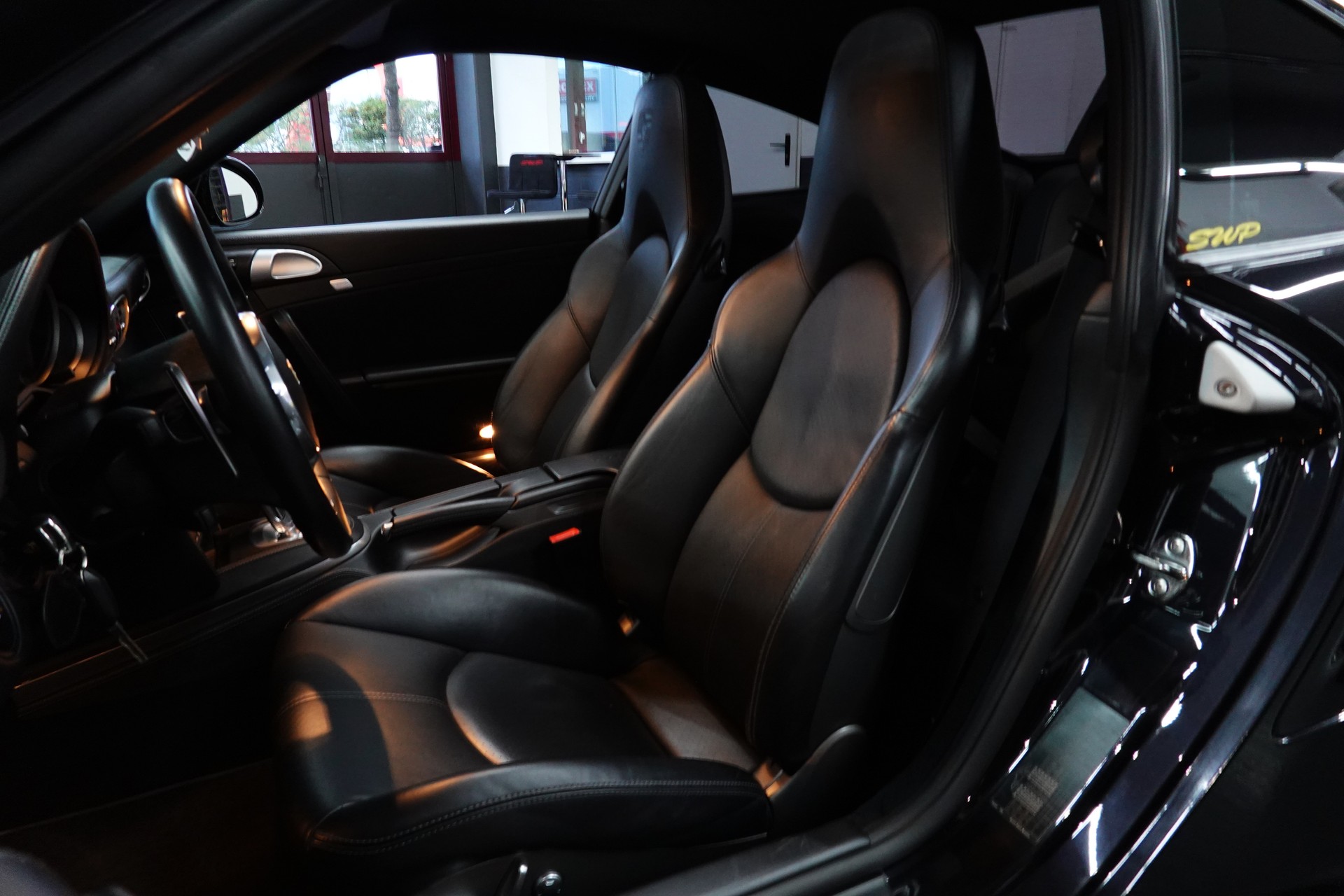 PORSCHE 911 TURBO S 997.2 PDK BLACK CH-FZ AKRAPOVIC KW-V3-image-42