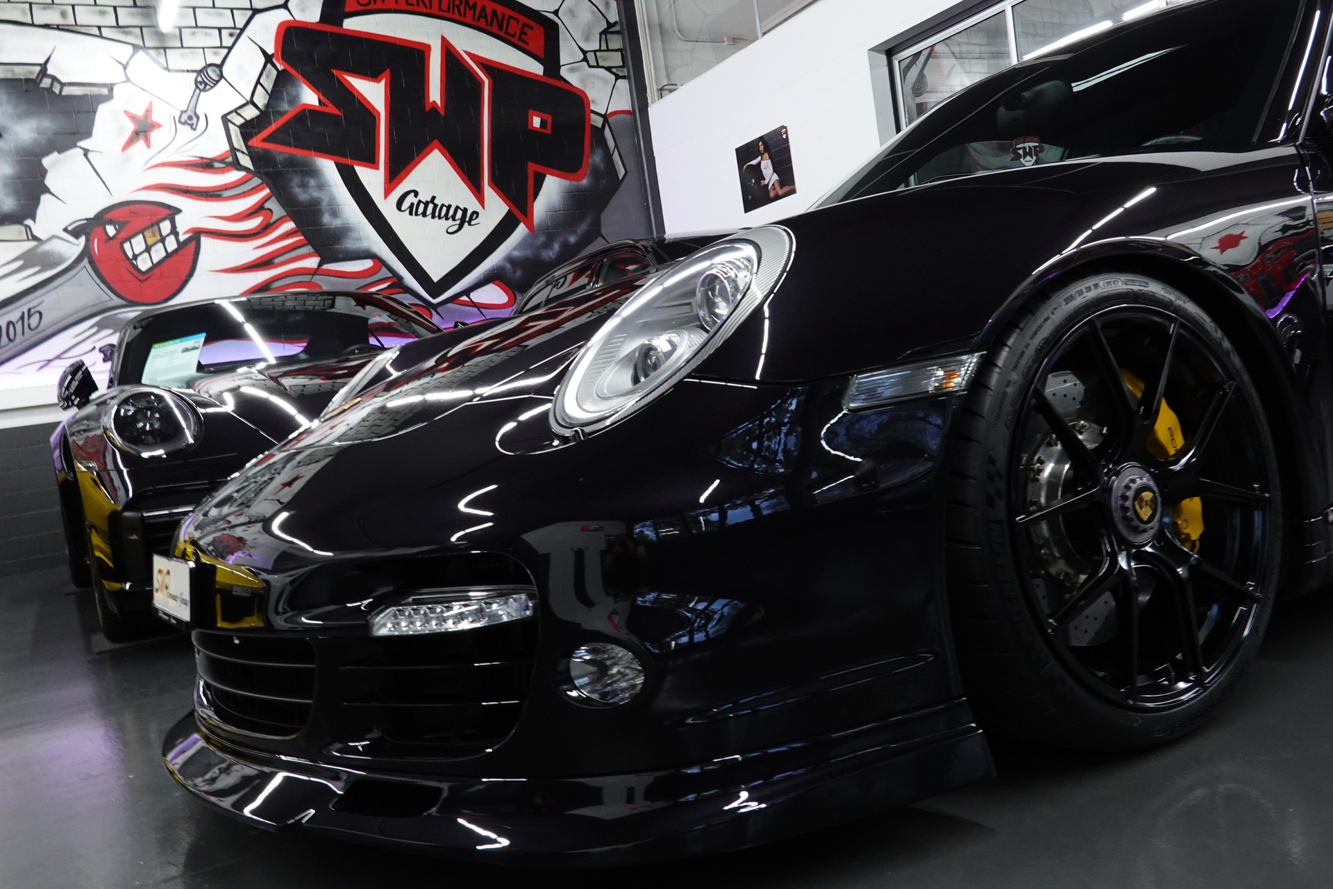 PORSCHE 911 TURBO S 997.2 PDK BLACK CH-FZ AKRAPOVIC KW-V3-image-8
