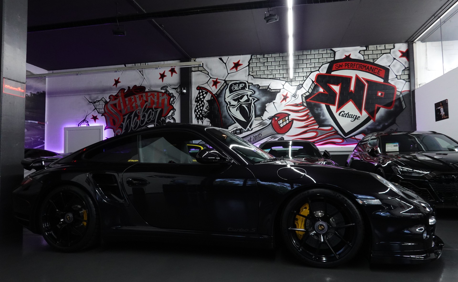 PORSCHE 911 TURBO S 997.2 PDK BLACK CH-FZ AKRAPOVIC KW-V3-image-20