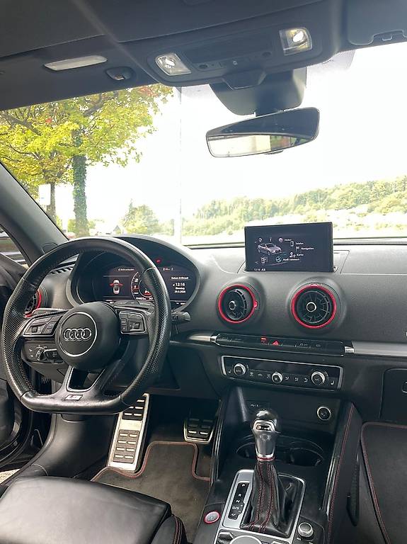 AUDI S3 Cabriolet 2.0 TFSI quattro S-tronic-image-2