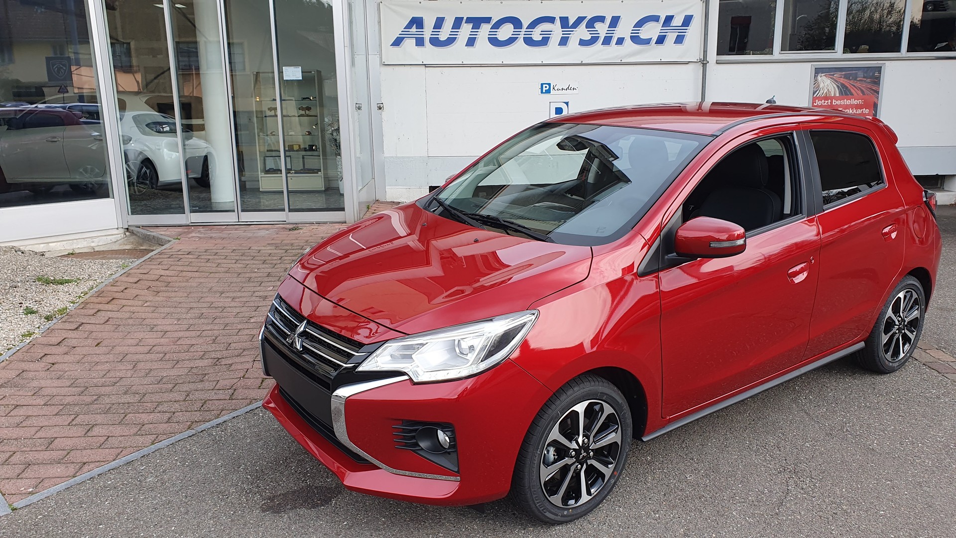 MITSUBISHI Space Star 1.2 CVT Diamond KMU Helvetia