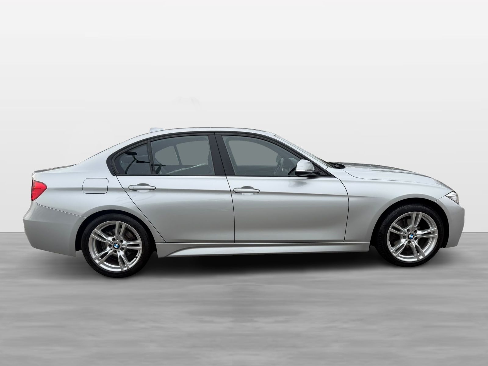 BMW 320d xDrive Steptronic M-Paket-image-1