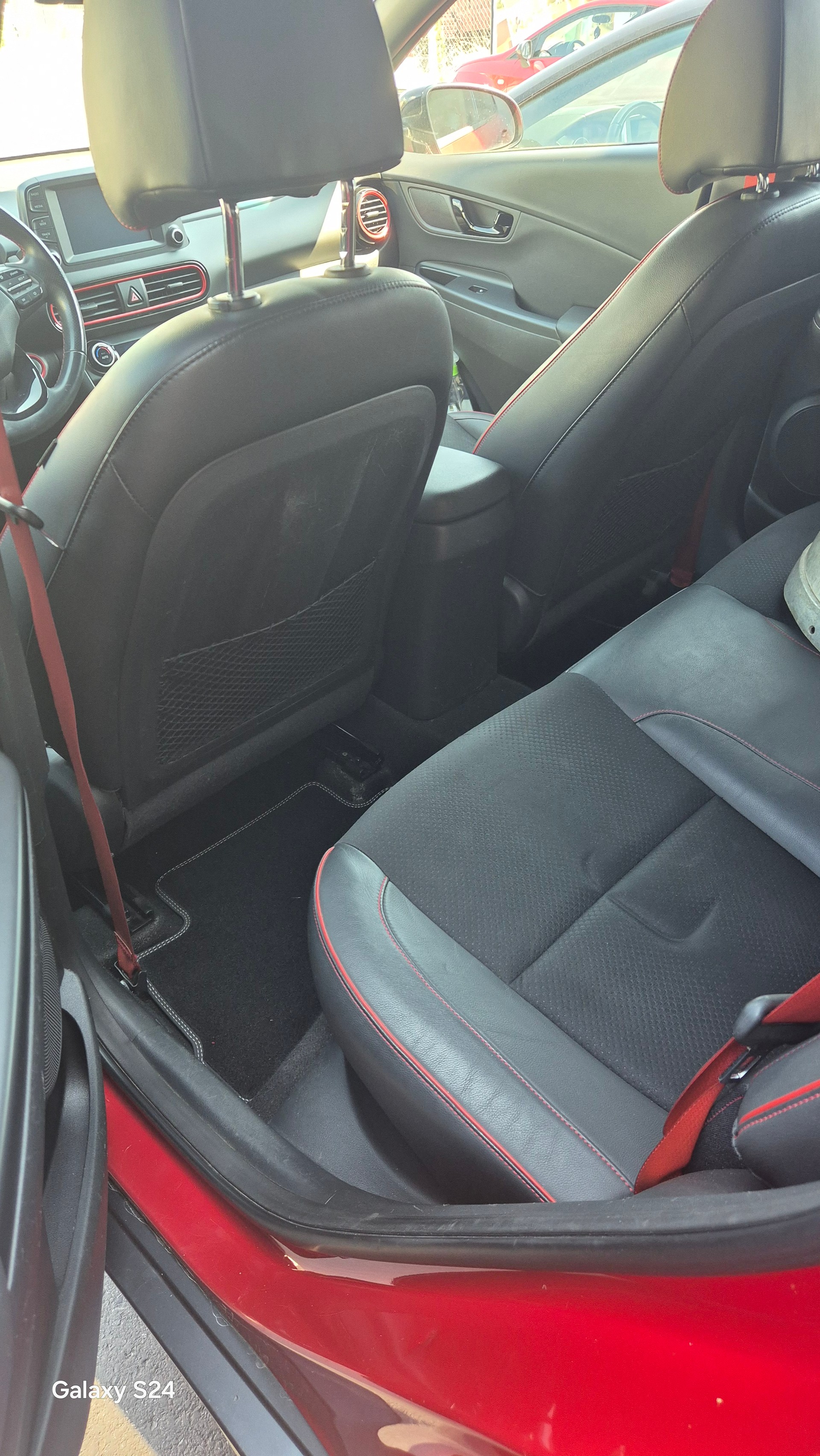 HYUNDAI 1.0 T-GDi Launch Plus-image-2