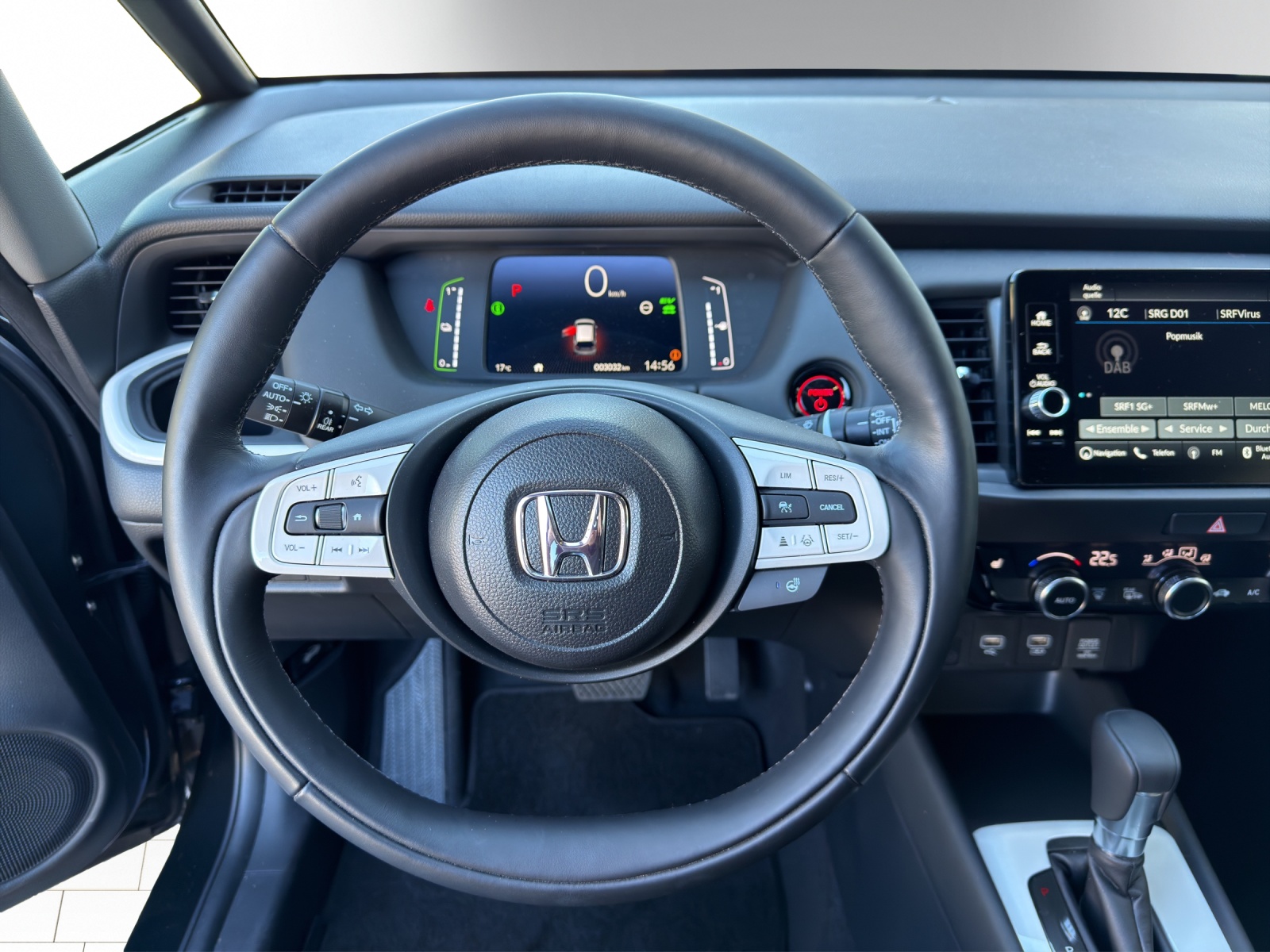 HONDA Jazz 1.5 i-MMD Advance-image-6