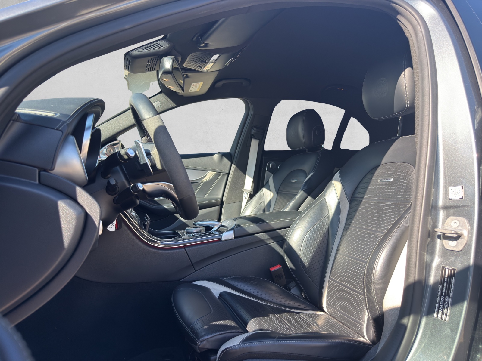 MERCEDES-BENZ C 63 S AMG Speedshift-image-12