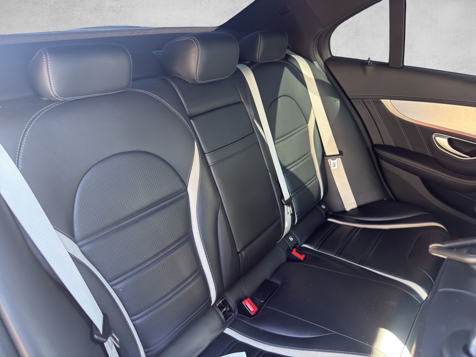 MERCEDES-BENZ C 63 S AMG Speedshift-image-11