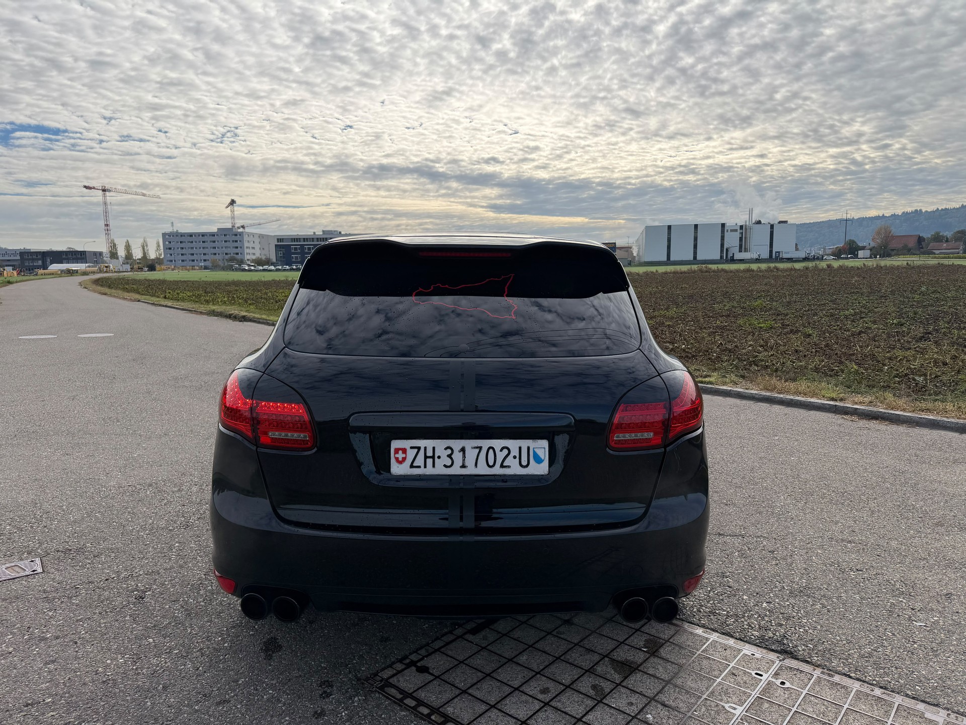 PORSCHE Cayenne S-image-5