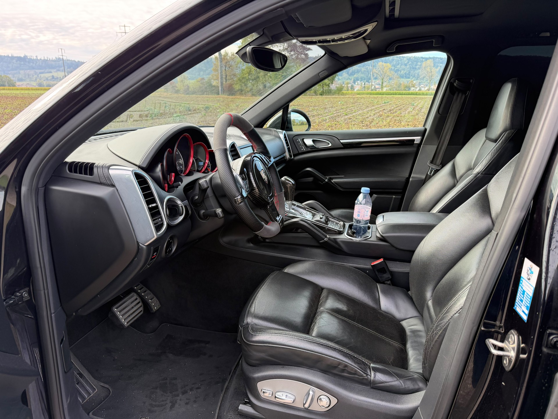PORSCHE Cayenne S-image-8