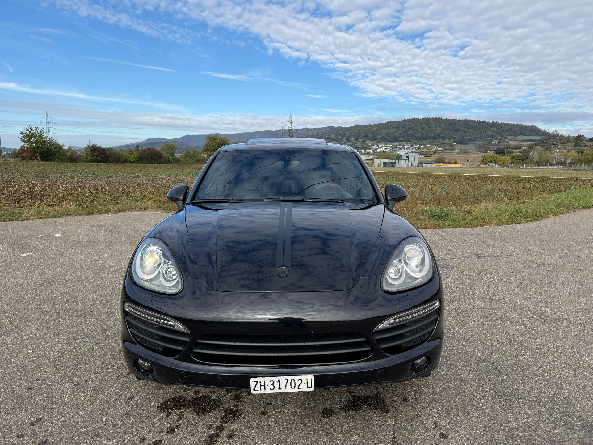 PORSCHE Cayenne S-image-1