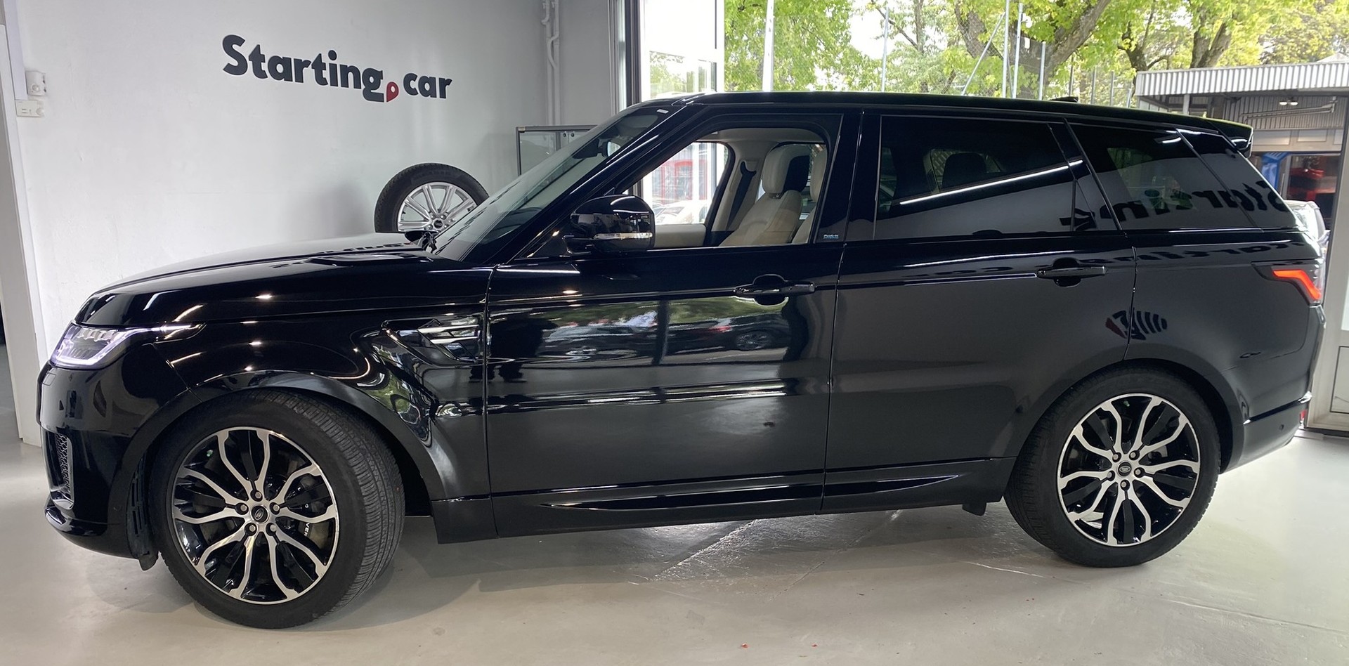 LAND ROVER Range Rover Sport P400e 2.0 I4 PHEV HSE Automatic-image-5